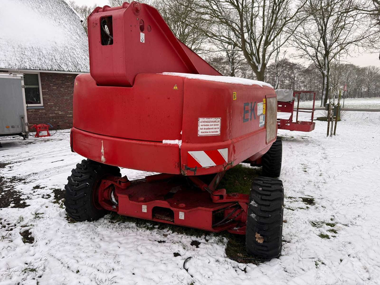 GROVE - 2000 - MZ46CXT - AERIAL PLATFORM - Подъёмник: фото 4 GROVE - 2000 - MZ46CXT - AERIAL PLATFORM - Подъёмник: фото 4