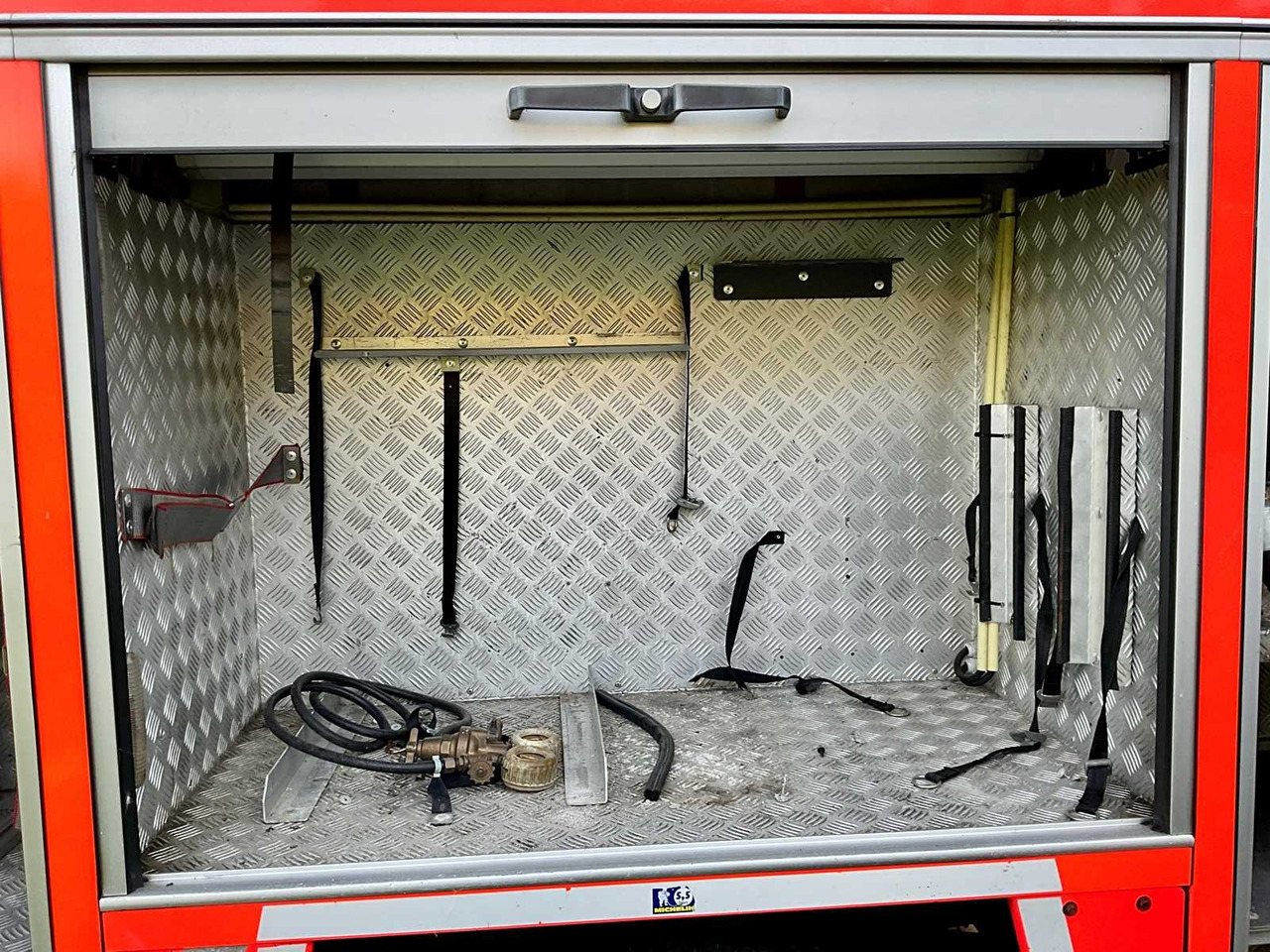 Грузовик 1997 MERCEDES-BENZ ATEGO FIRE TRUCK FIRE BRIGADE: фото 44 Грузовик 1997 MERCEDES-BENZ ATEGO FIRE TRUCK FIRE BRIGADE: фото 44