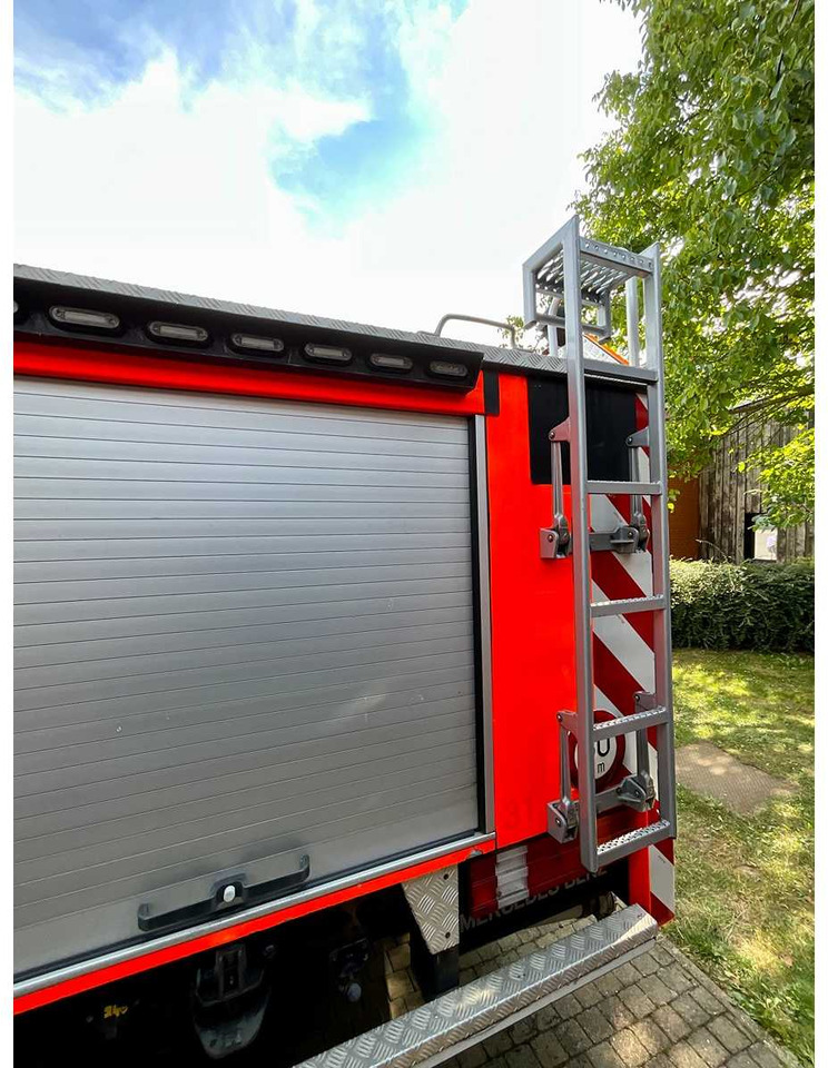 Грузовик 1997 MERCEDES-BENZ ATEGO FIRE TRUCK FIRE BRIGADE: фото 9 Грузовик 1997 MERCEDES-BENZ ATEGO FIRE TRUCK FIRE BRIGADE: фото 9