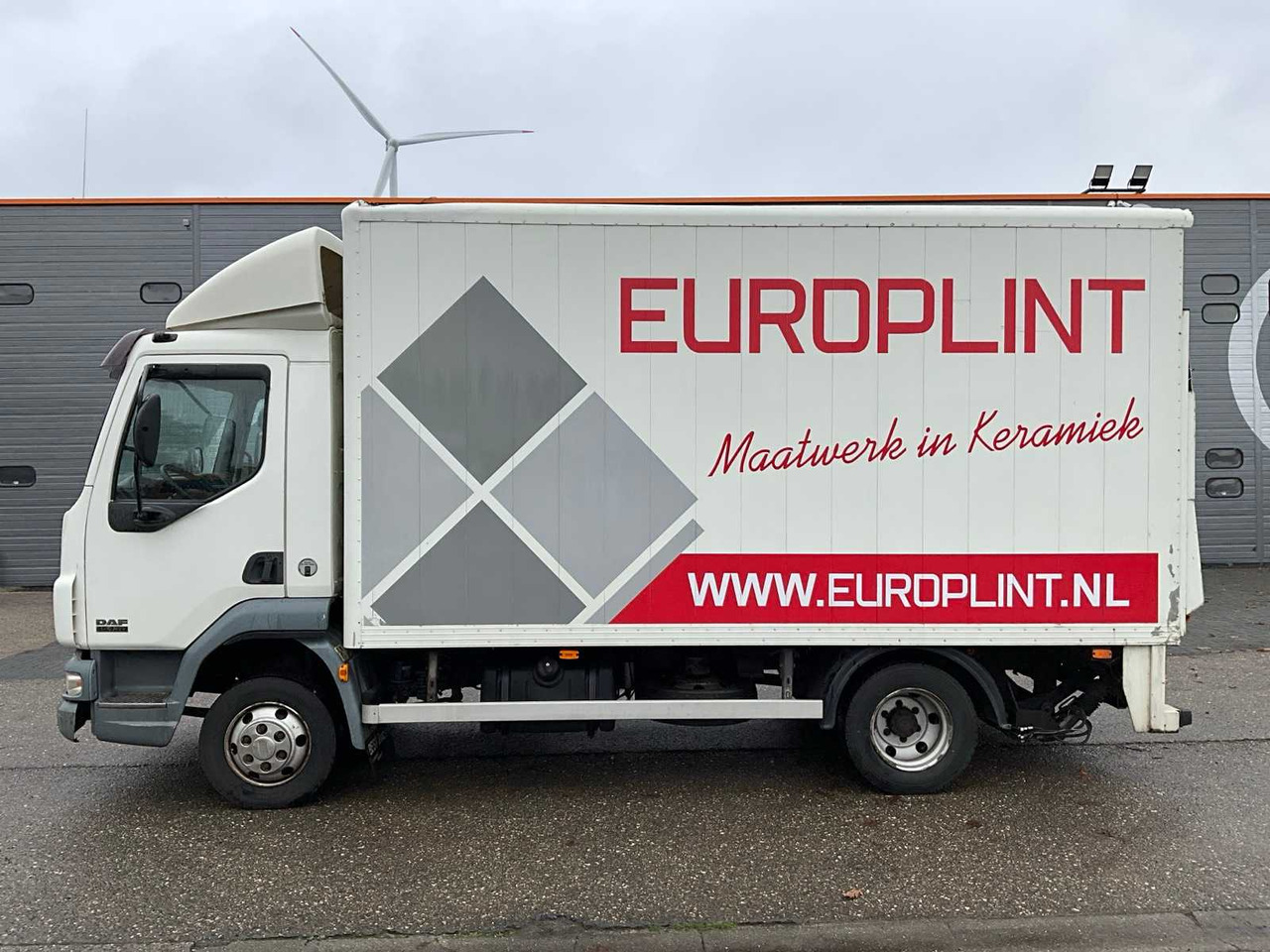 2003 DAF LF45.130 RIGID BN-ST-34 - Грузовик: фото 2 2003 DAF LF45.130 RIGID BN-ST-34 - Грузовик: фото 2