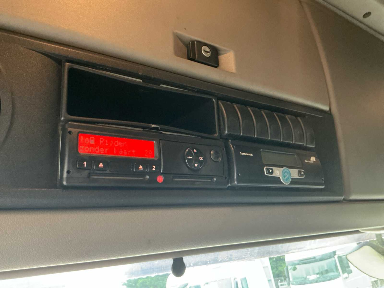 Грузовик 2009 DAF FTXF 105 TRUCK: фото 19