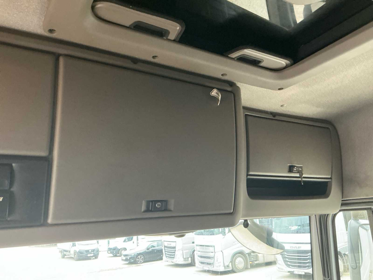 Грузовик 2009 DAF FTXF 105 TRUCK: фото 10