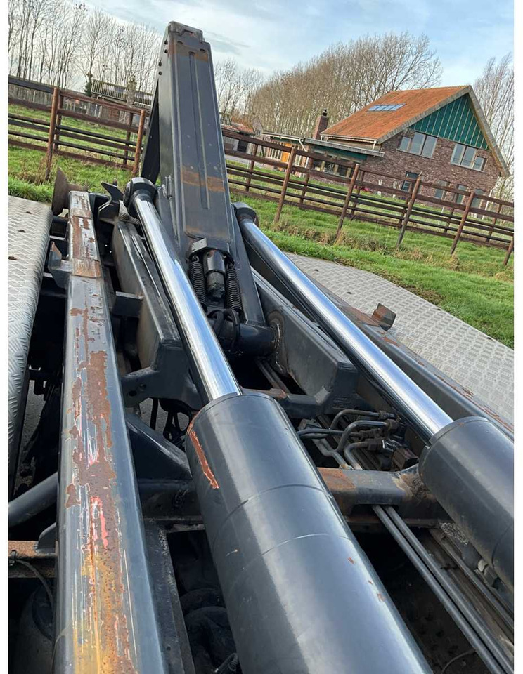 Грузовик 2009 IVECO STRALIS TRUCK: фото 28