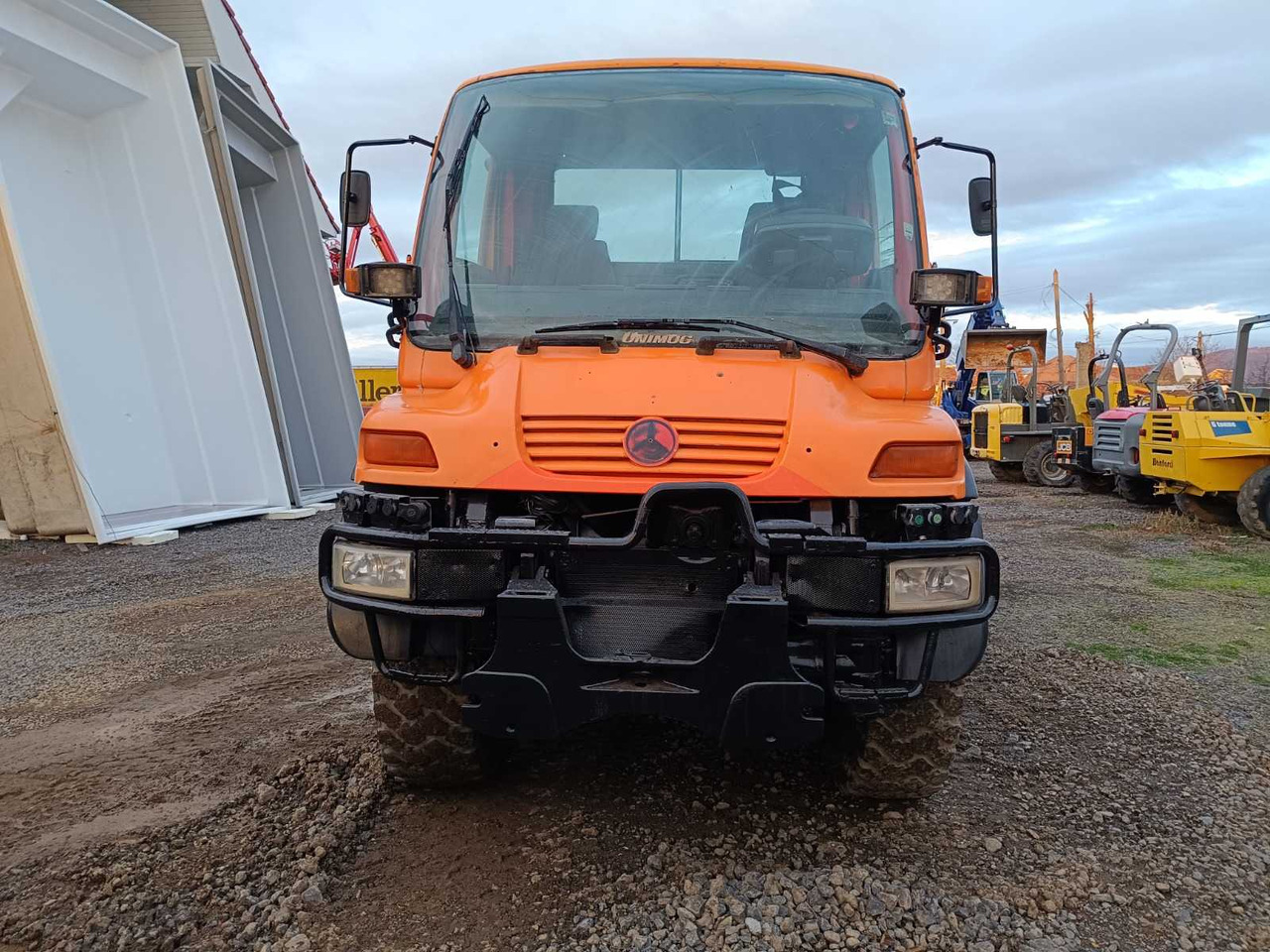 UNIMOG - U 400 - TRUCK - 2001 - Грузовик: фото 3 UNIMOG - U 400 - TRUCK - 2001 - Грузовик: фото 3