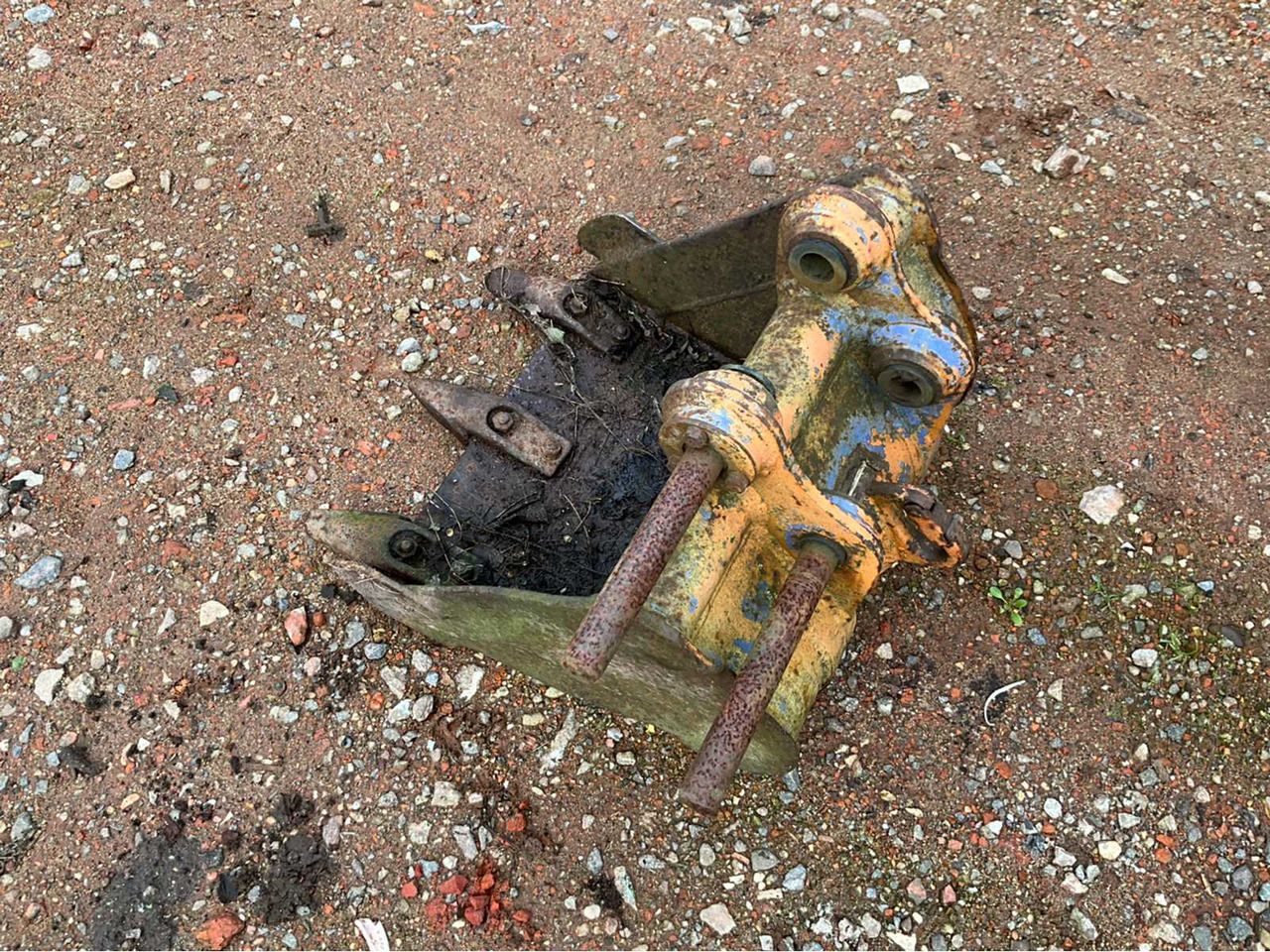 Мини-экскаватор HANIX H15B MINI EXCAVATOR - 1 TON - ADJUSTABLE TRACKS FROM 72CM!: фото 16 Мини-экскаватор HANIX H15B MINI EXCAVATOR - 1 TON - ADJUSTABLE TRACKS FROM 72CM!: фото 16