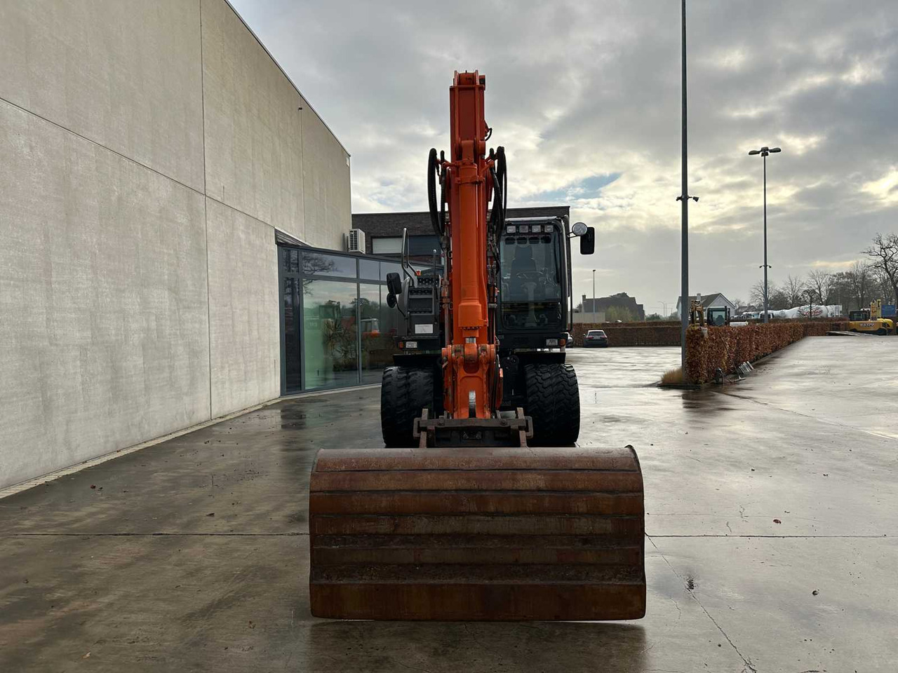 HITACHI - 2012 - ZX145W-3 - WHEELED EXCAVATOR - Колёсный экскаватор: фото 2 HITACHI - 2012 - ZX145W-3 - WHEELED EXCAVATOR - Колёсный экскаватор: фото 2