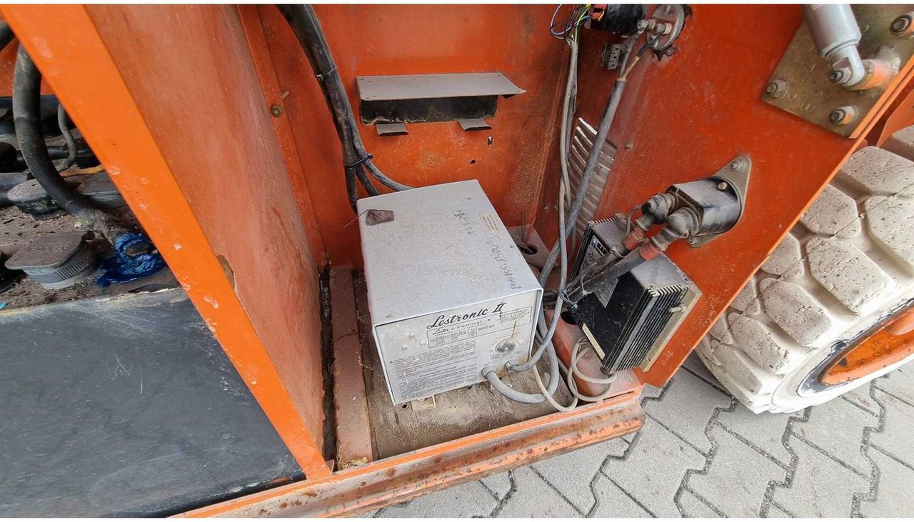 Подъёмник HOLLAND LIFT Monostar Q135EL18: фото 25