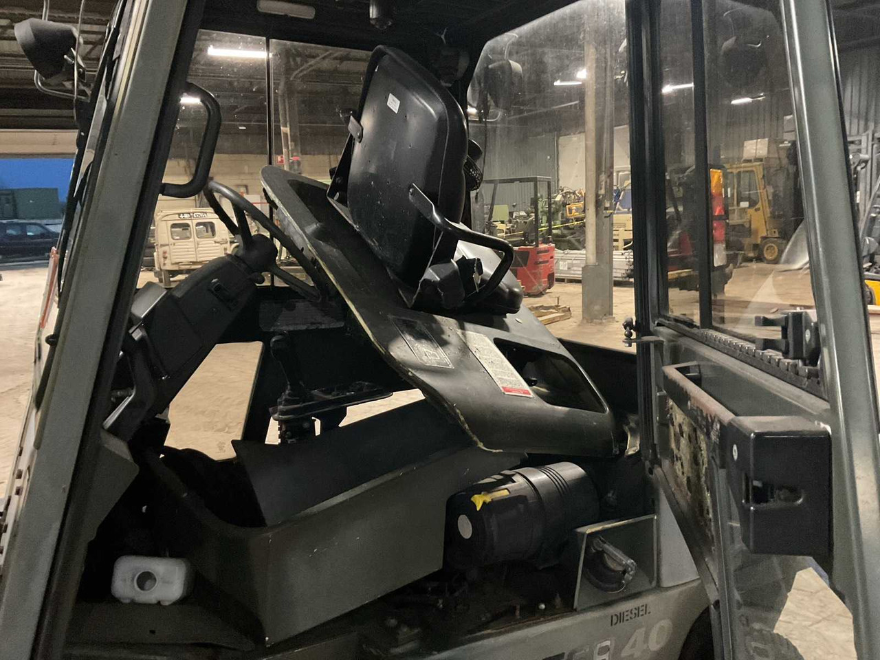 HYSTER H40XM FORKLIFT - Вилочный погрузчик: фото 5 HYSTER H40XM FORKLIFT - Вилочный погрузчик: фото 5