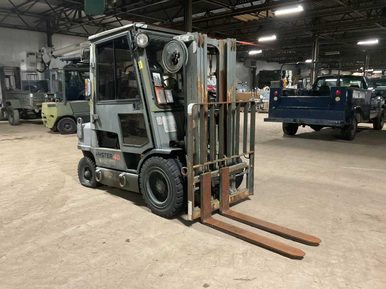 HYSTER H40XM FORKLIFT - Вилочный погрузчик: фото 2 HYSTER H40XM FORKLIFT - Вилочный погрузчик: фото 2