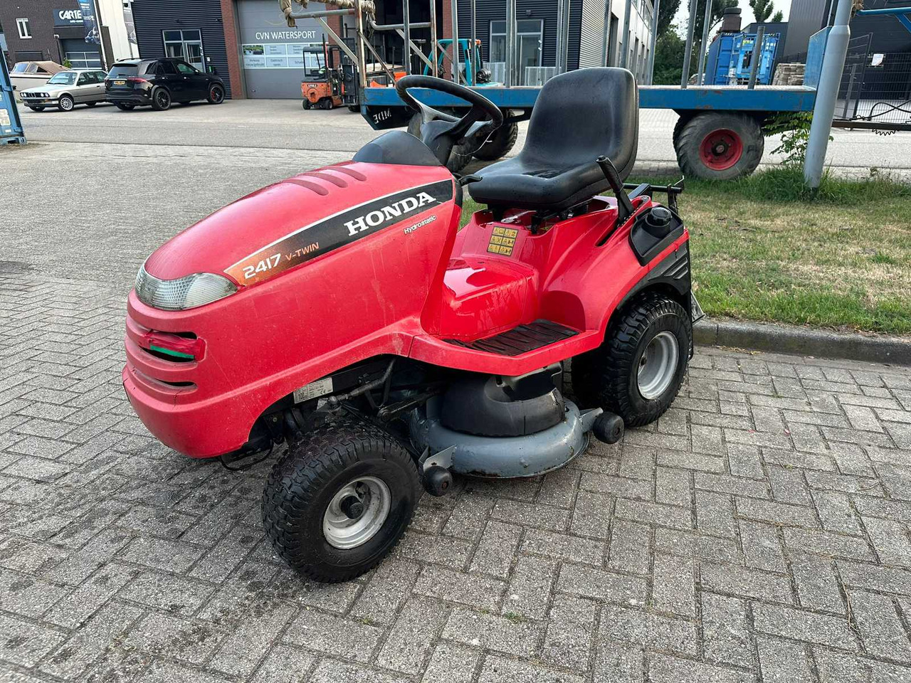 Honda 2417 - Газонокосилка: фото 2 Honda 2417 - Газонокосилка: фото 2