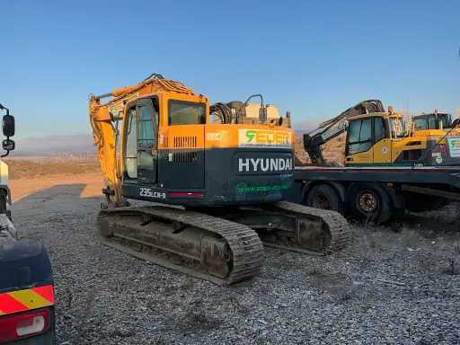 Hyundai Robex235LCR-9 - Гусеничный экскаватор: фото 4 Hyundai Robex235LCR-9 - Гусеничный экскаватор: фото 4