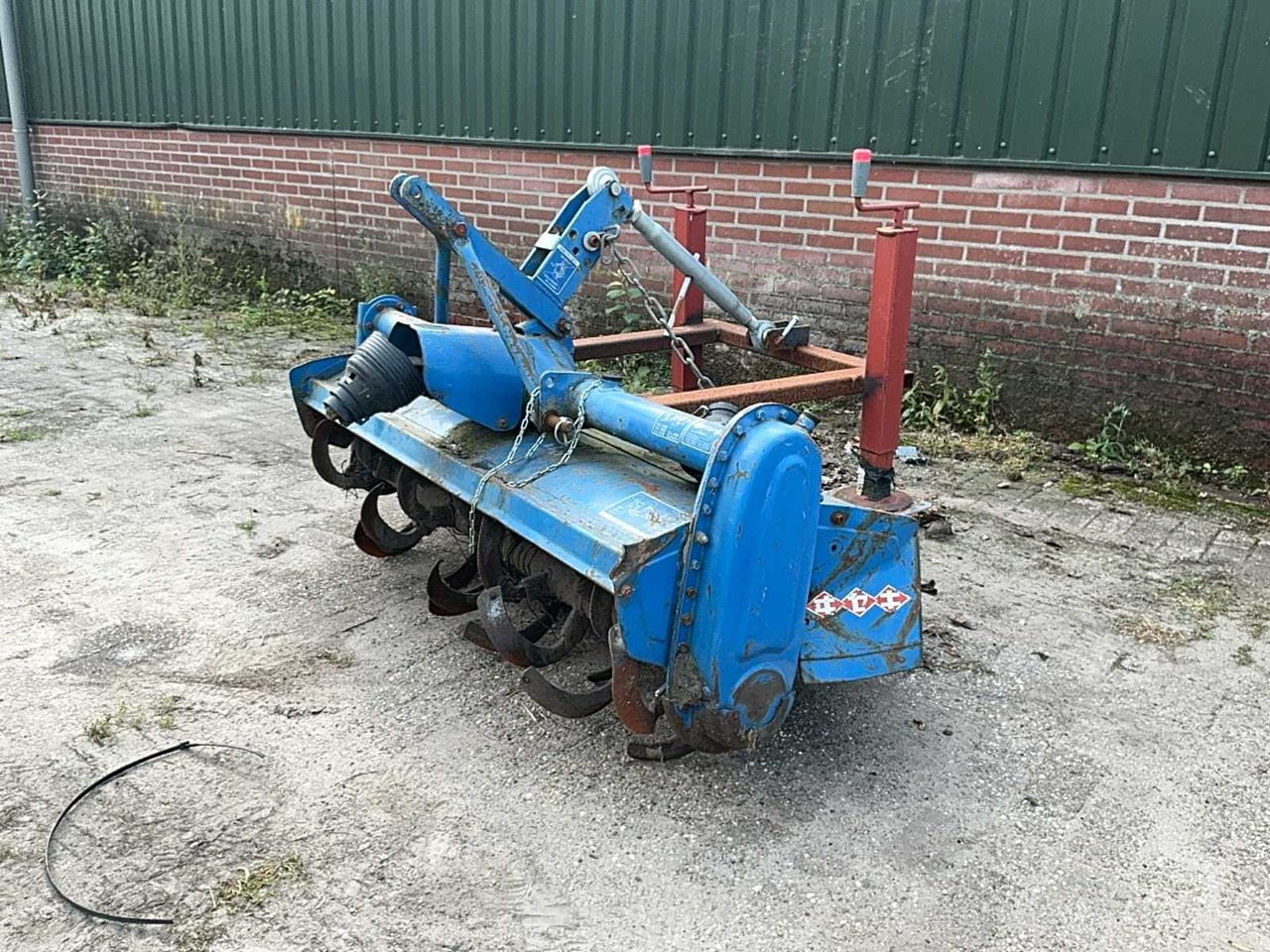 Iseki SA1360 - Почвофреза: фото 1 Iseki SA1360 - Почвофреза: фото 1
