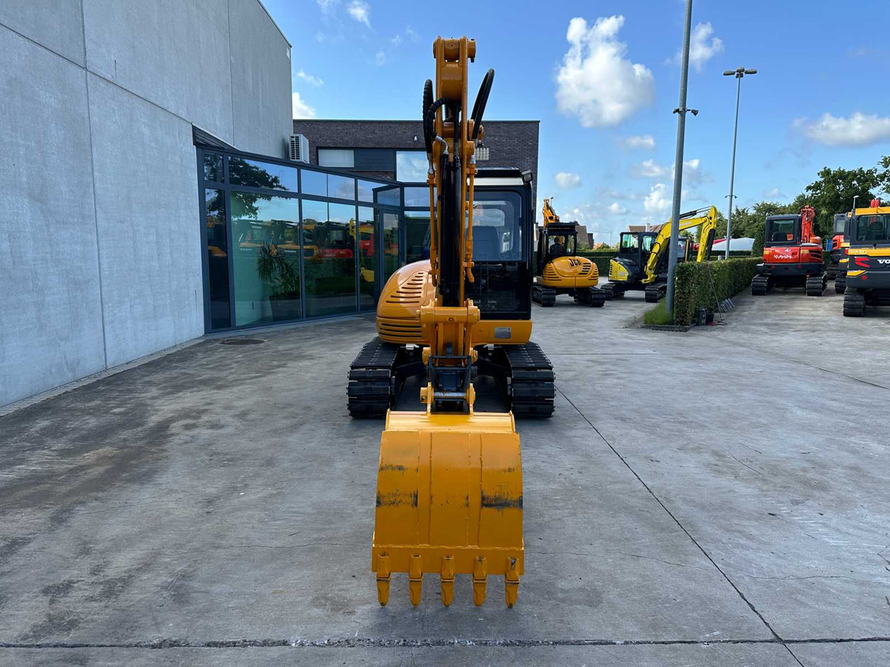 JCB 8056 - Гусеничный экскаватор: фото 2 JCB 8056 - Гусеничный экскаватор: фото 2