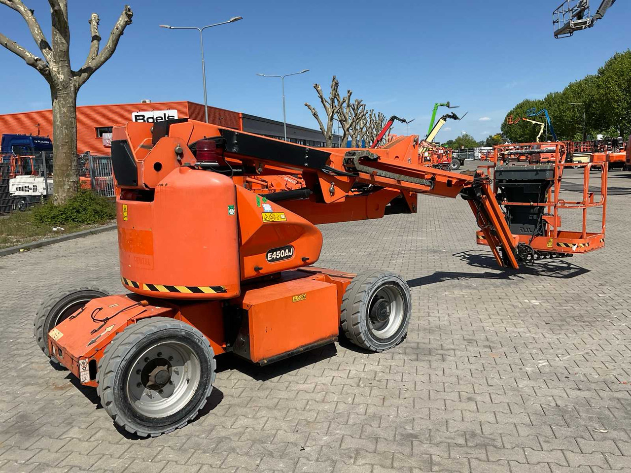 JLG E450AJ - Подъёмник: фото 4 JLG E450AJ - Подъёмник: фото 4