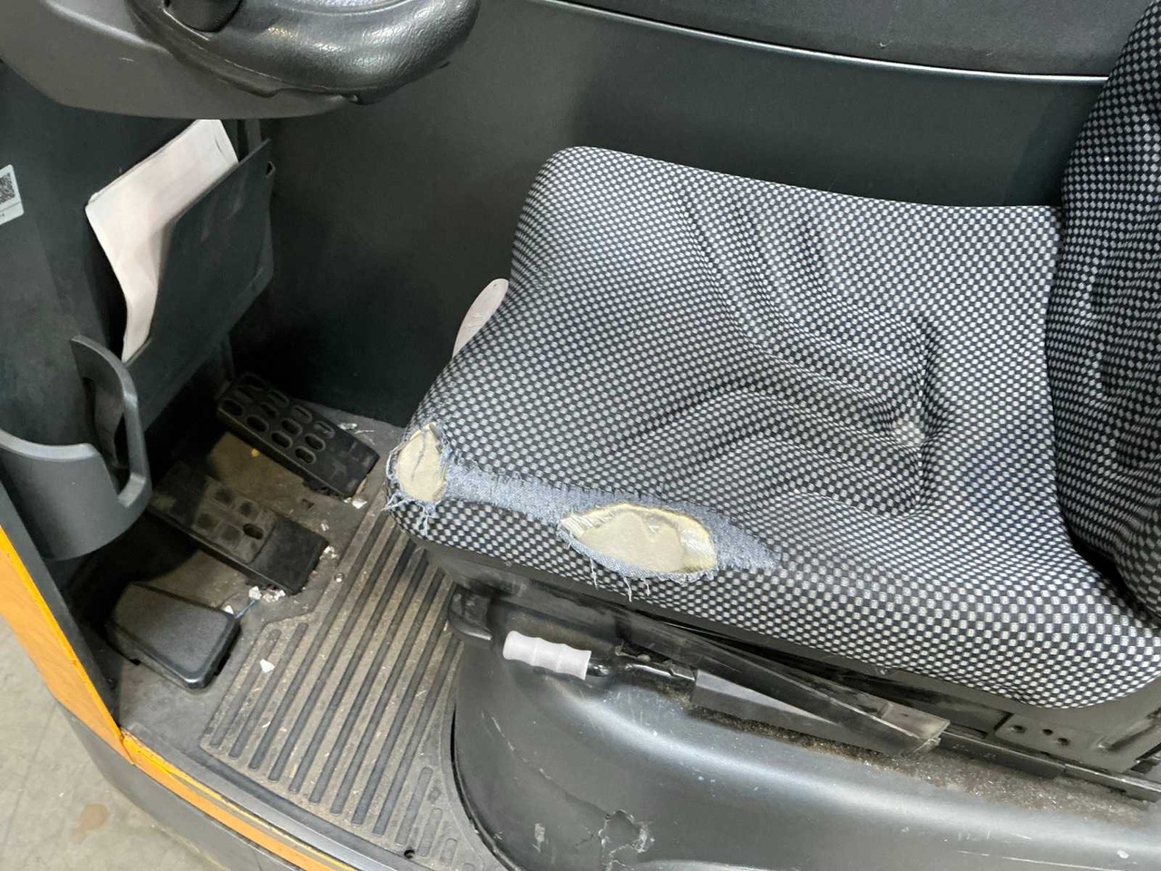 Вилочный погрузчик JUNGHEINRICH - ETV214 - FORKLIFT TRUCKS - 2012: фото 6 Вилочный погрузчик JUNGHEINRICH - ETV214 - FORKLIFT TRUCKS - 2012: фото 6