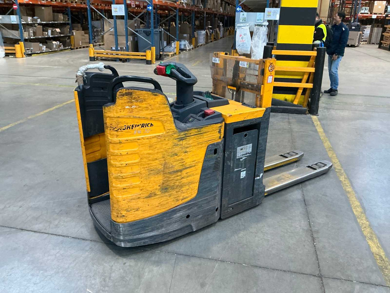 JUNGHEINRICH FORKLIFT - Вилочный погрузчик: фото 4 JUNGHEINRICH FORKLIFT - Вилочный погрузчик: фото 4