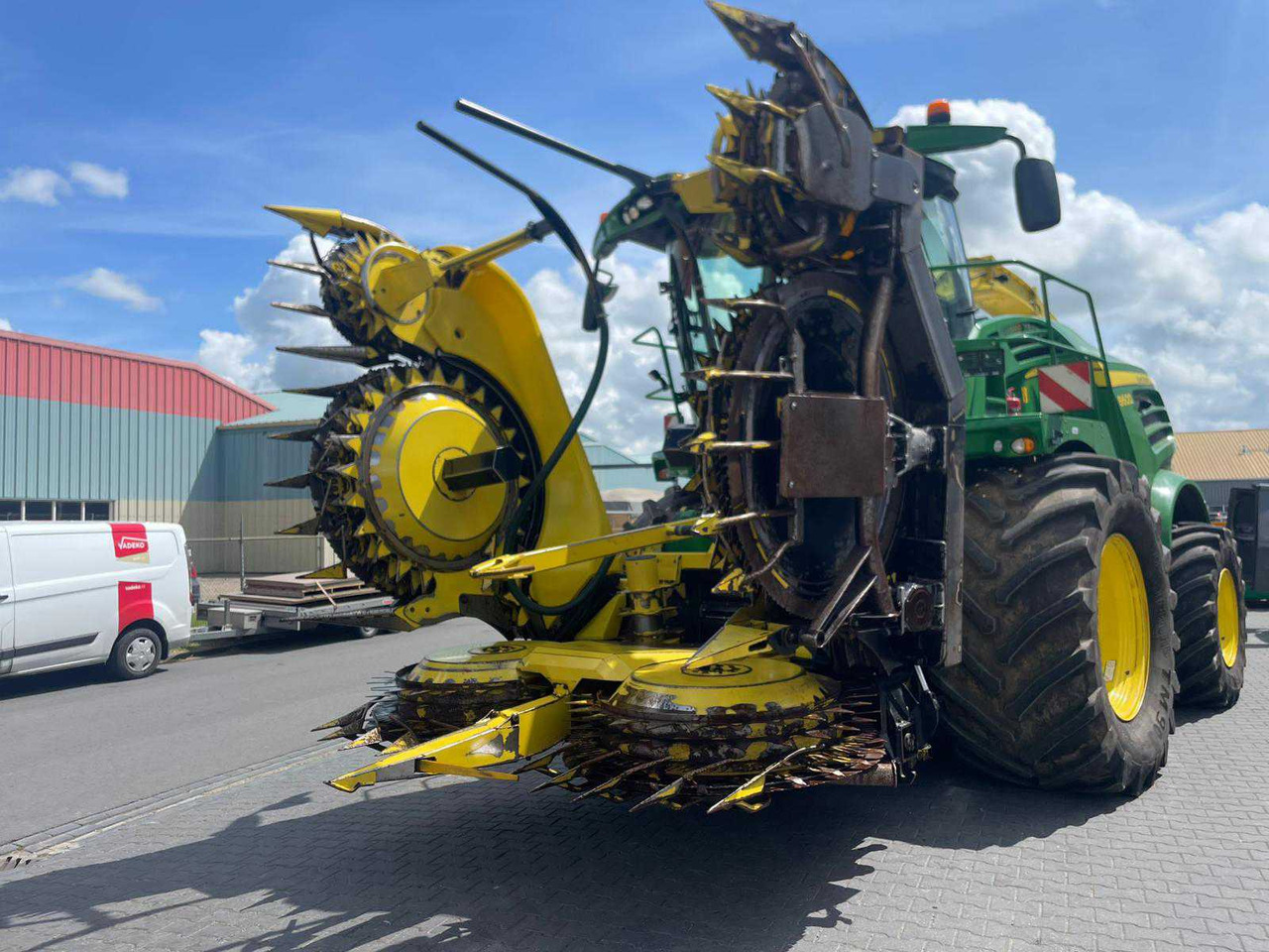 John Deere 475 Plus - Кормоуборочный комбайн: фото 1 John Deere 475 Plus - Кормоуборочный комбайн: фото 1