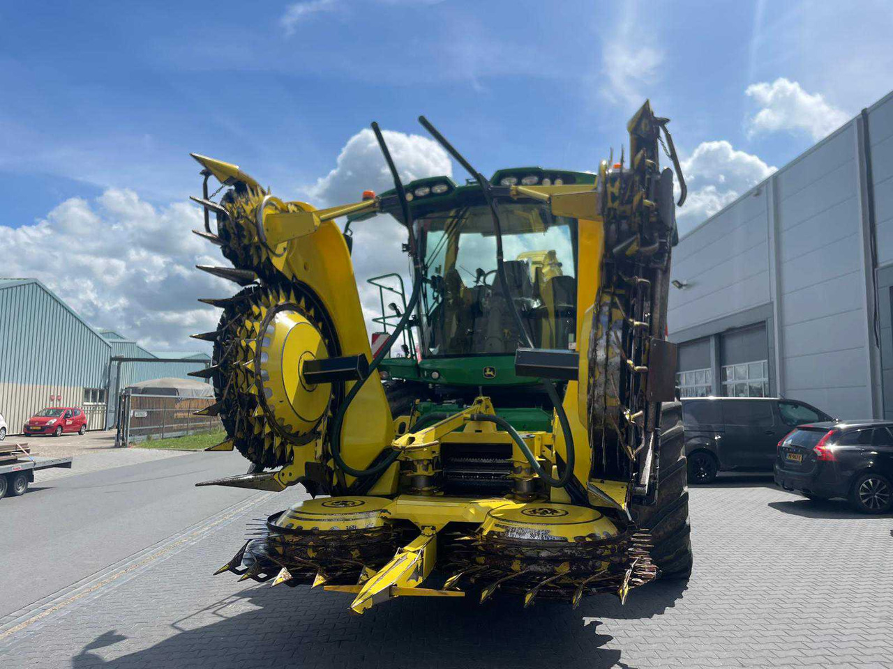 John Deere 475 Plus - Кормоуборочный комбайн: фото 5 John Deere 475 Plus - Кормоуборочный комбайн: фото 5