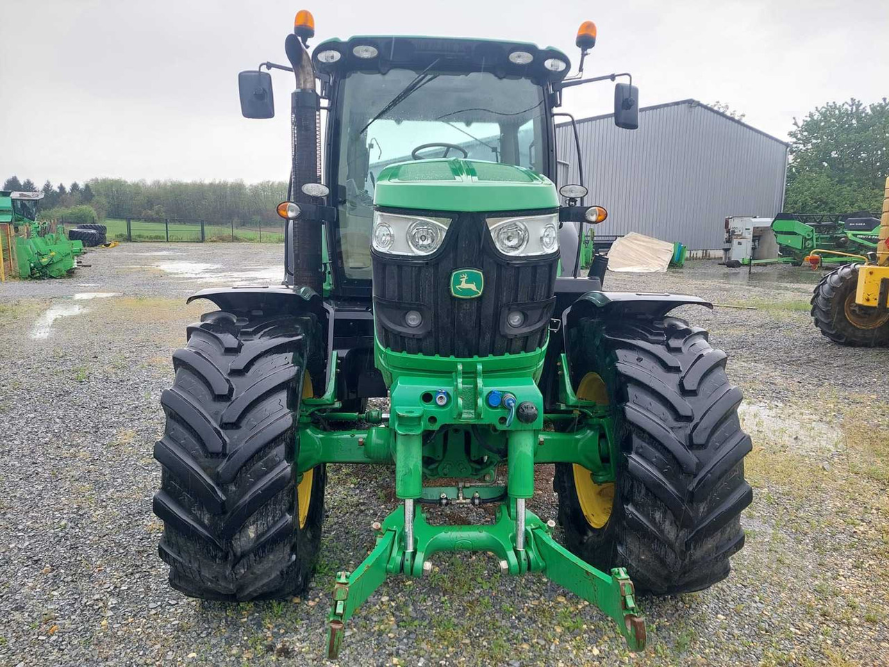 John Deere 6150R - Трактор: фото 2 John Deere 6150R - Трактор: фото 2
