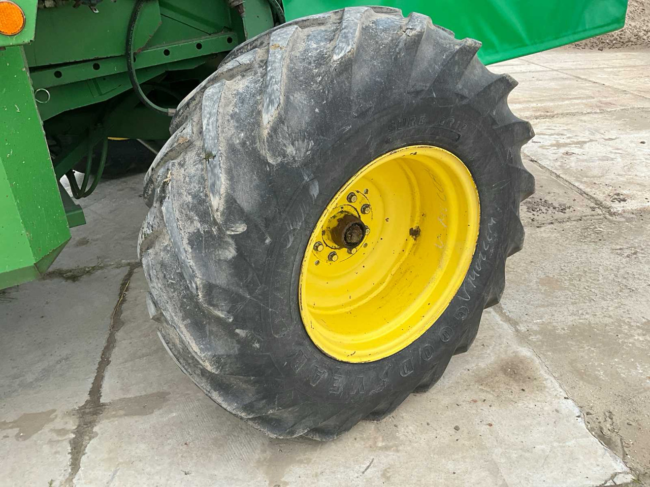 Зерноуборочный комбайн John deere 2066: фото 6