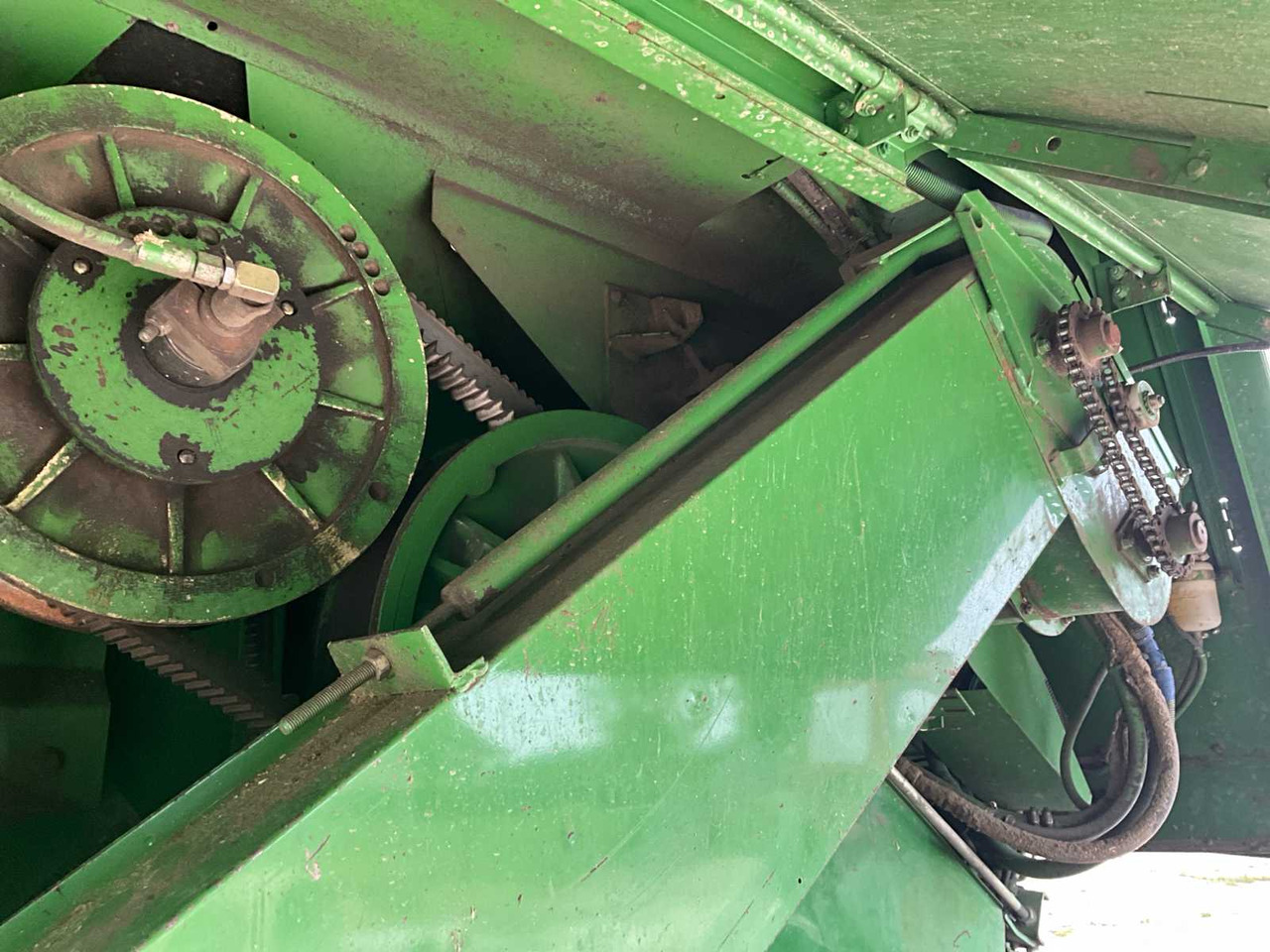 Зерноуборочный комбайн John deere 2066: фото 45