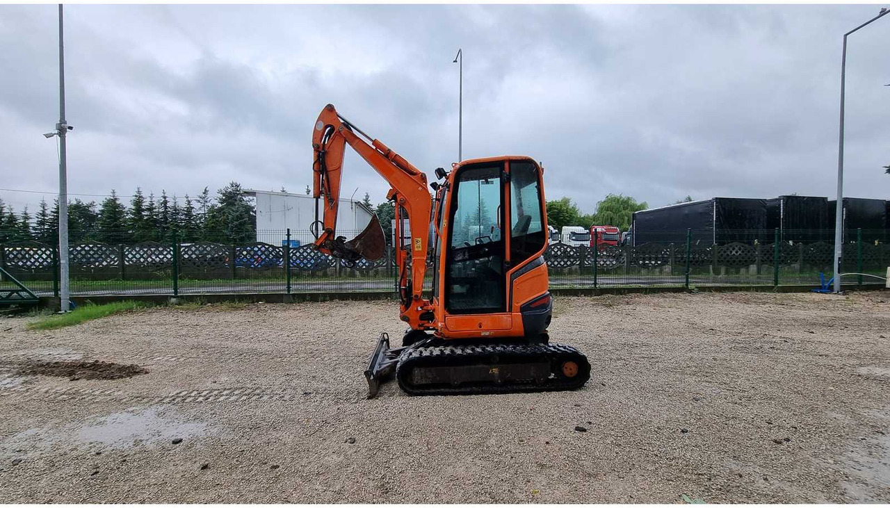KUBOTA U27-4 - Мини-экскаватор: фото 1 KUBOTA U27-4 - Мини-экскаватор: фото 1