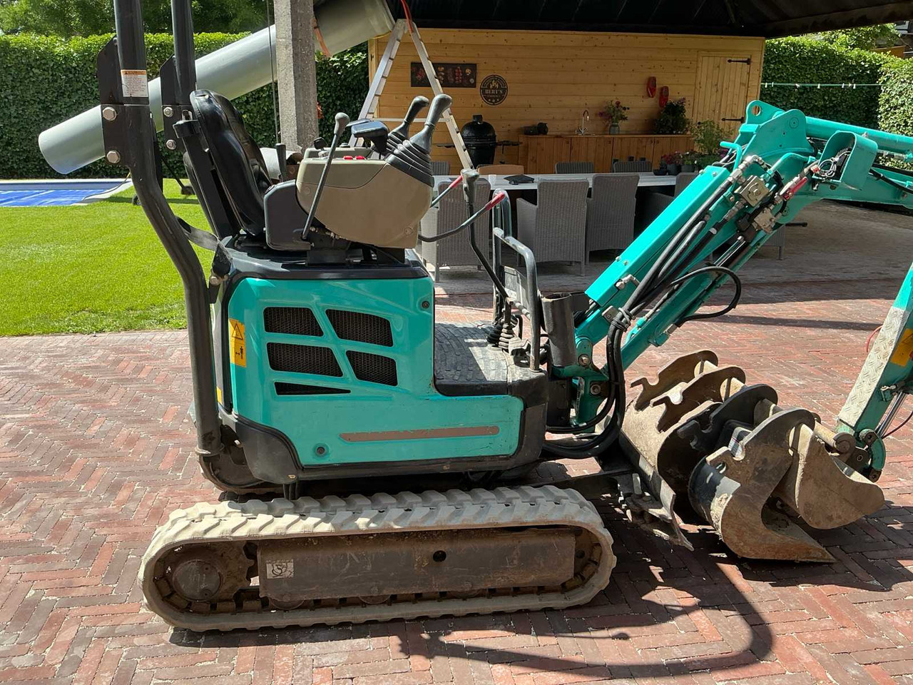 Kobelco SK10SR-2 - Мини-экскаватор: фото 5 Kobelco SK10SR-2 - Мини-экскаватор: фото 5