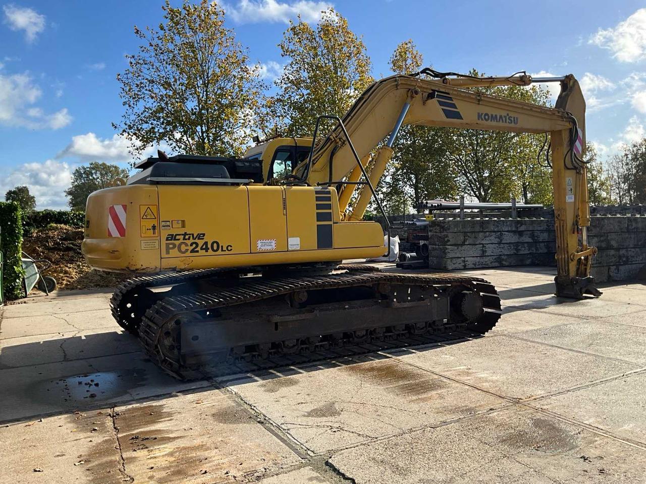 Komatsu Active PC240LC - Гусеничный экскаватор: фото 3 Komatsu Active PC240LC - Гусеничный экскаватор: фото 3