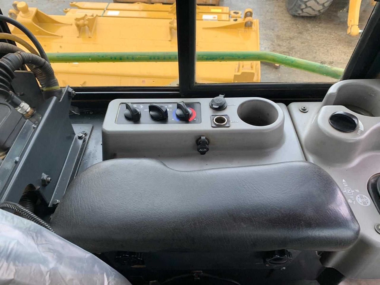 Бульдозер Komatsu D61PX-23: фото 27