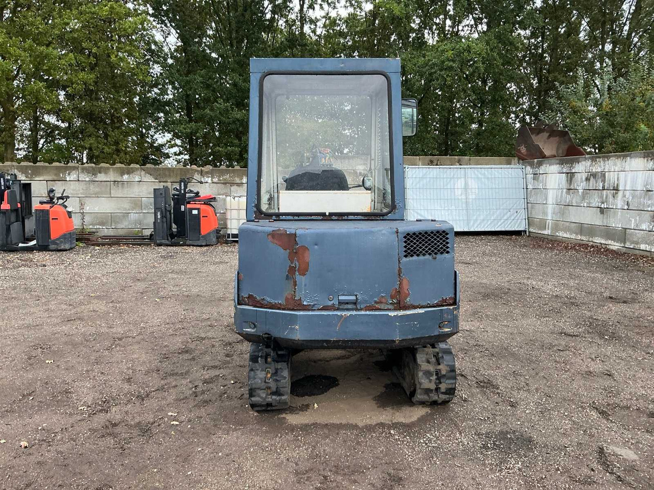 Komatsu PC 10-6 - Мини-экскаватор: фото 4 Komatsu PC 10-6 - Мини-экскаватор: фото 4