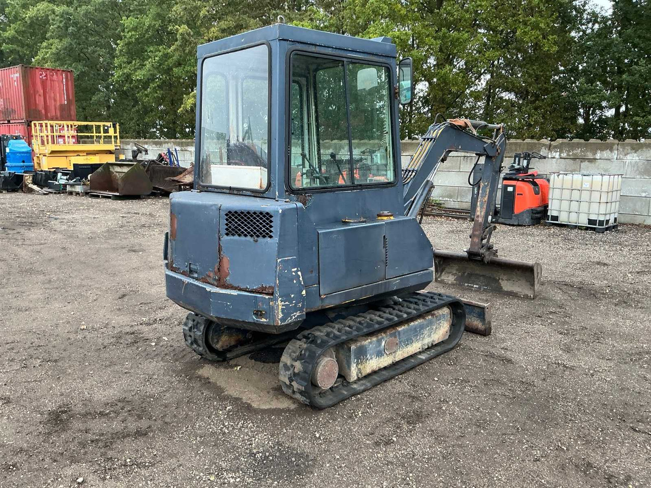 Komatsu PC 10-6 - Мини-экскаватор: фото 5 Komatsu PC 10-6 - Мини-экскаватор: фото 5