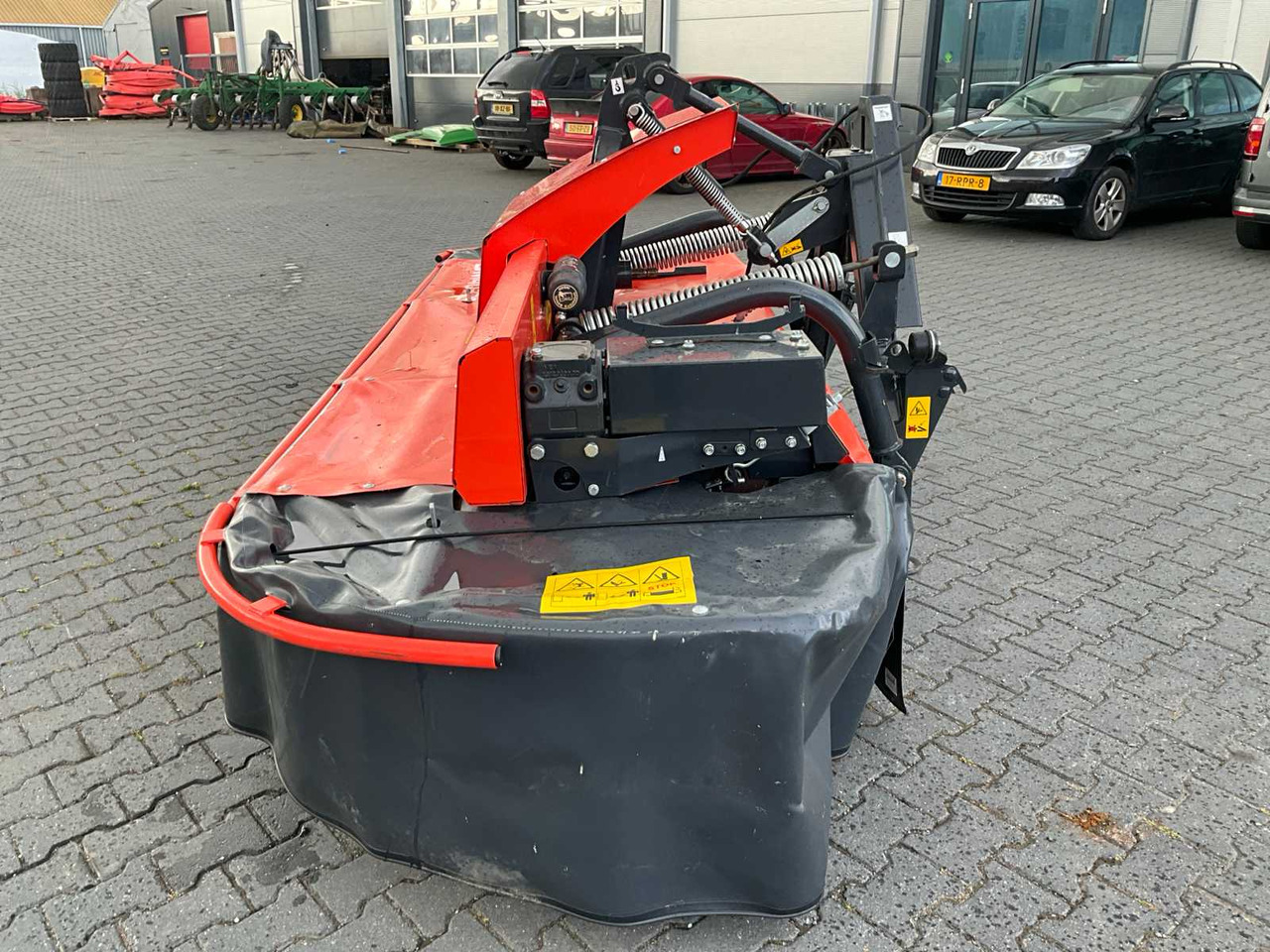 Kubota DM40325S - Косилка-измельчитель/ Мульчер: фото 4 Kubota DM40325S - Косилка-измельчитель/ Мульчер: фото 4
