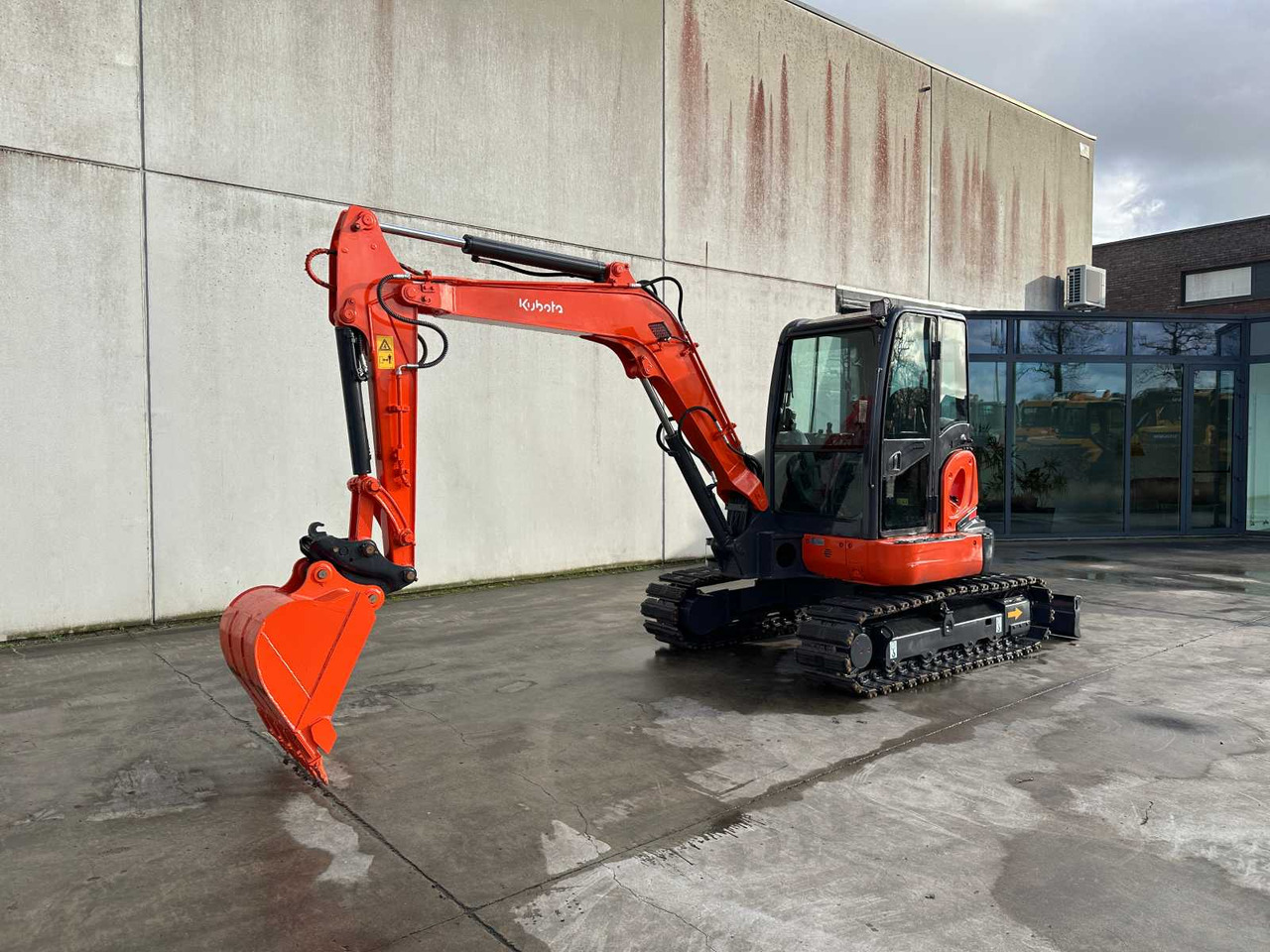 Kubota KX155-5 - Гусеничный экскаватор: фото 1 Kubota KX155-5 - Гусеничный экскаватор: фото 1