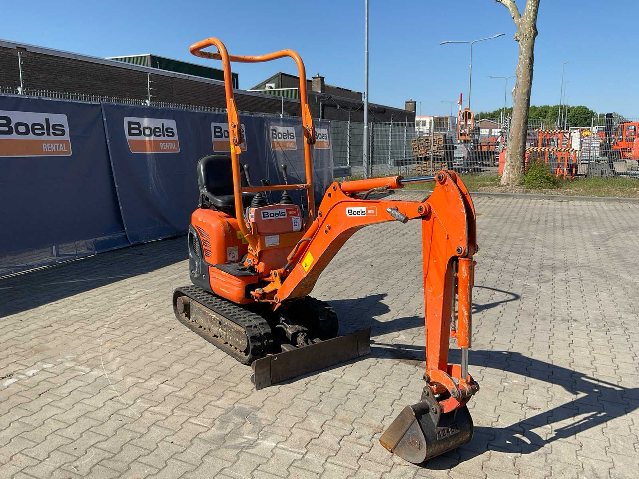 Kubota U10-3 - Мини-экскаватор: фото 2 Kubota U10-3 - Мини-экскаватор: фото 2