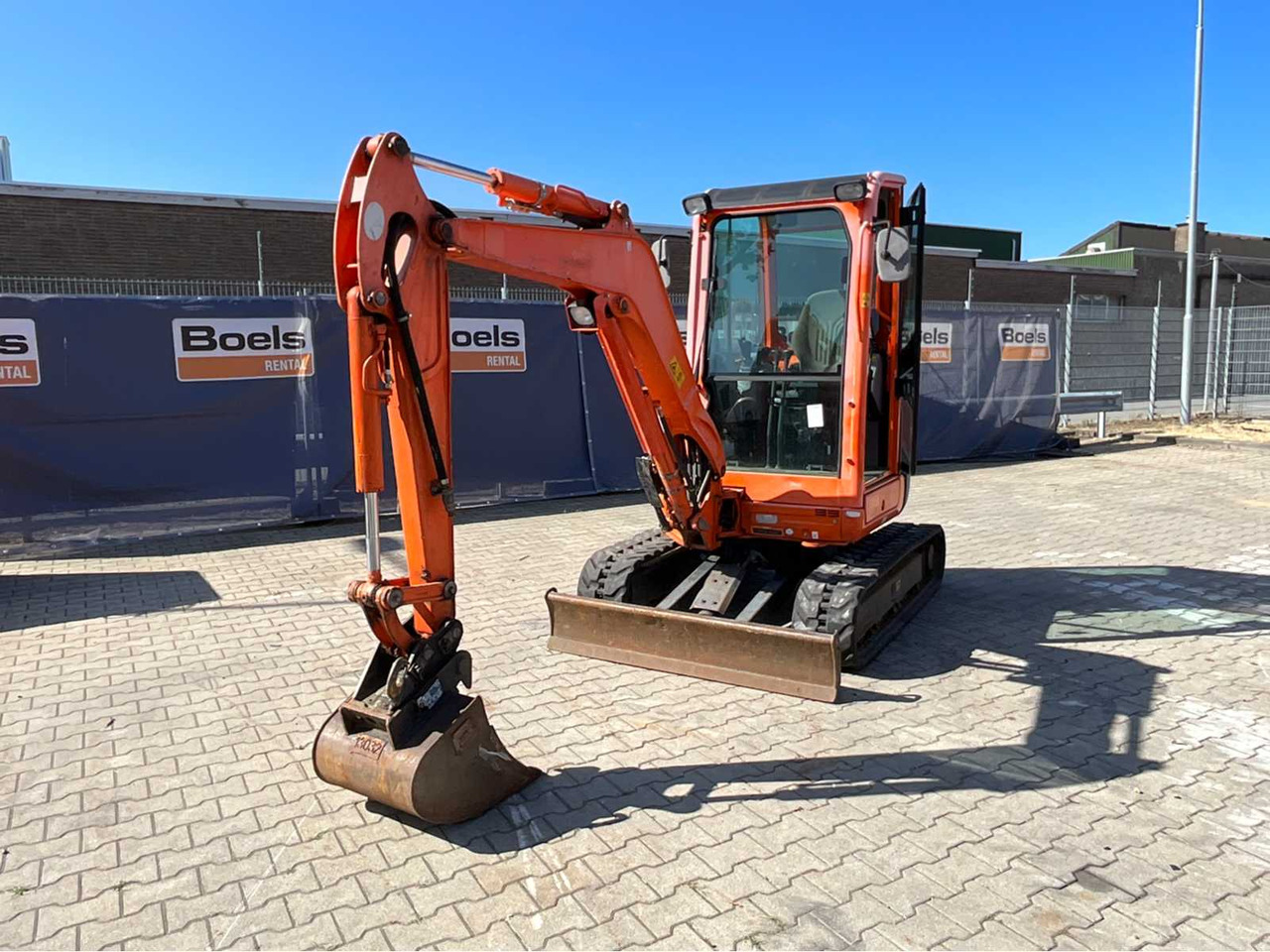Kubota U27-4GL - Мини-экскаватор: фото 2 Kubota U27-4GL - Мини-экскаватор: фото 2