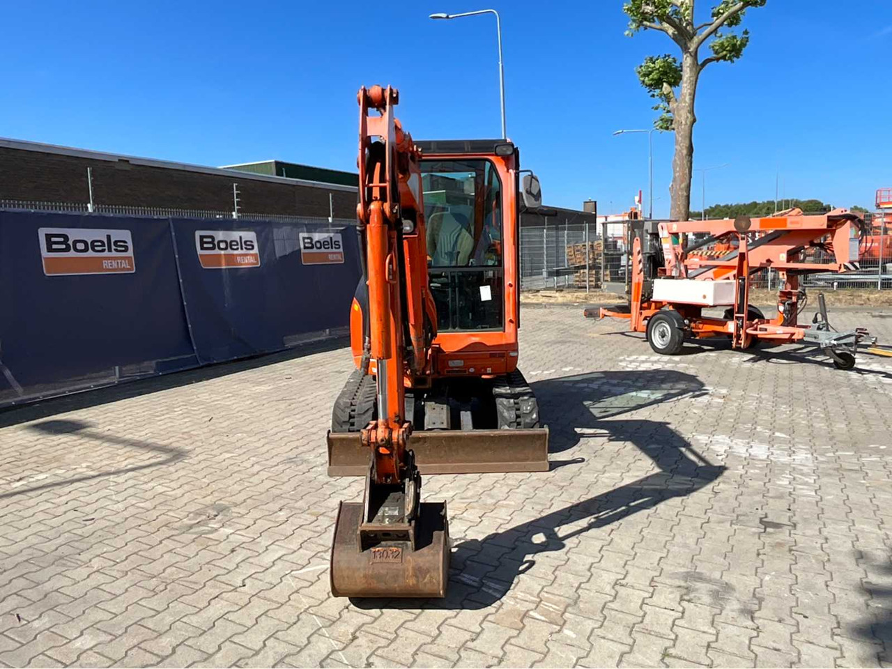 Kubota U27-4GL - Мини-экскаватор: фото 3 Kubota U27-4GL - Мини-экскаватор: фото 3