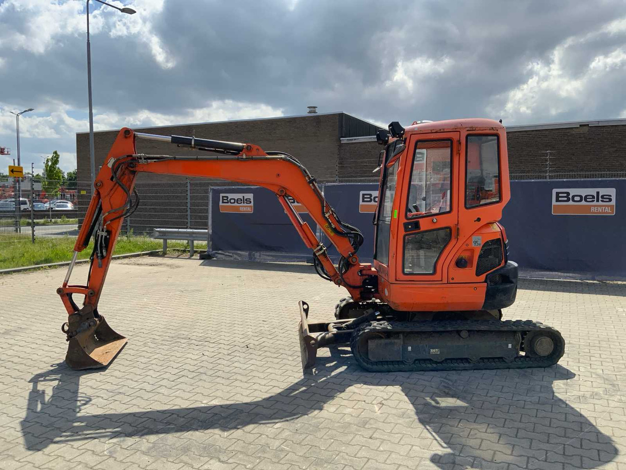 Kubota U35-3A3 - Мини-экскаватор: фото 3 Kubota U35-3A3 - Мини-экскаватор: фото 3