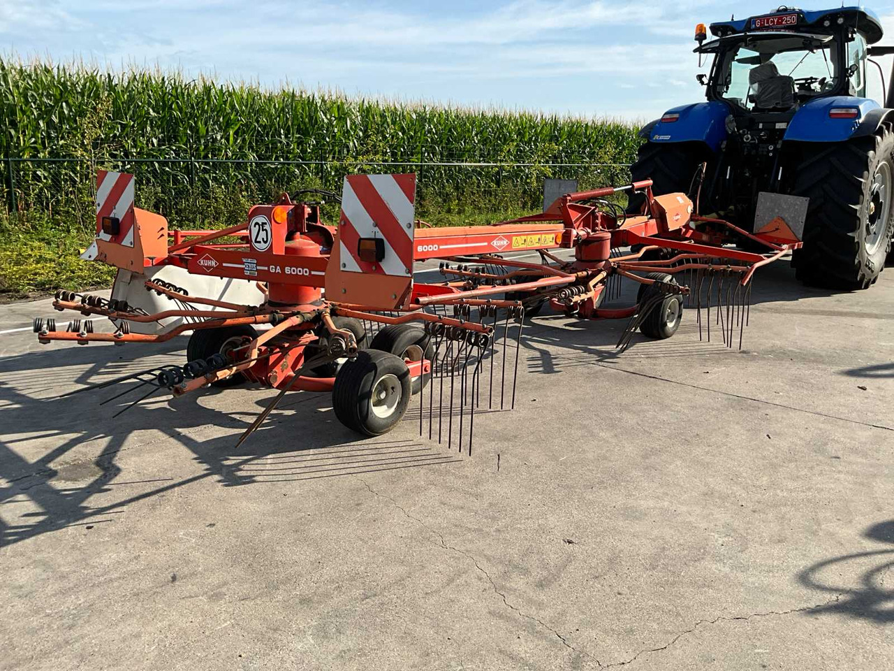 Kuhn GA 6000 - Техника для сенозаготовки: фото 5 Kuhn GA 6000 - Техника для сенозаготовки: фото 5