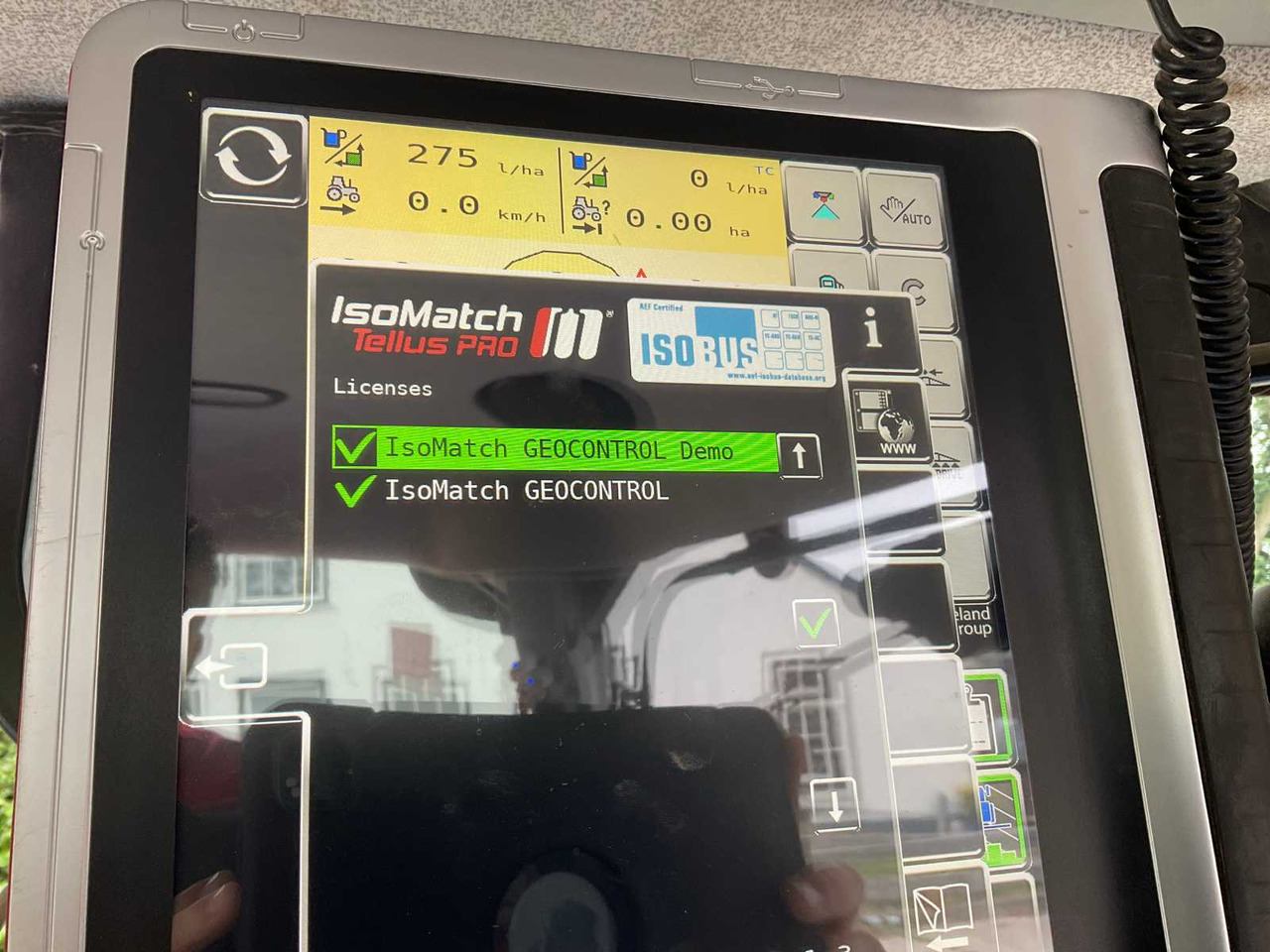 Kverneland IsoMatch Tellus PRO - Фронтальный погрузчик для трактора: фото 3 Kverneland IsoMatch Tellus PRO - Фронтальный погрузчик для трактора: фото 3