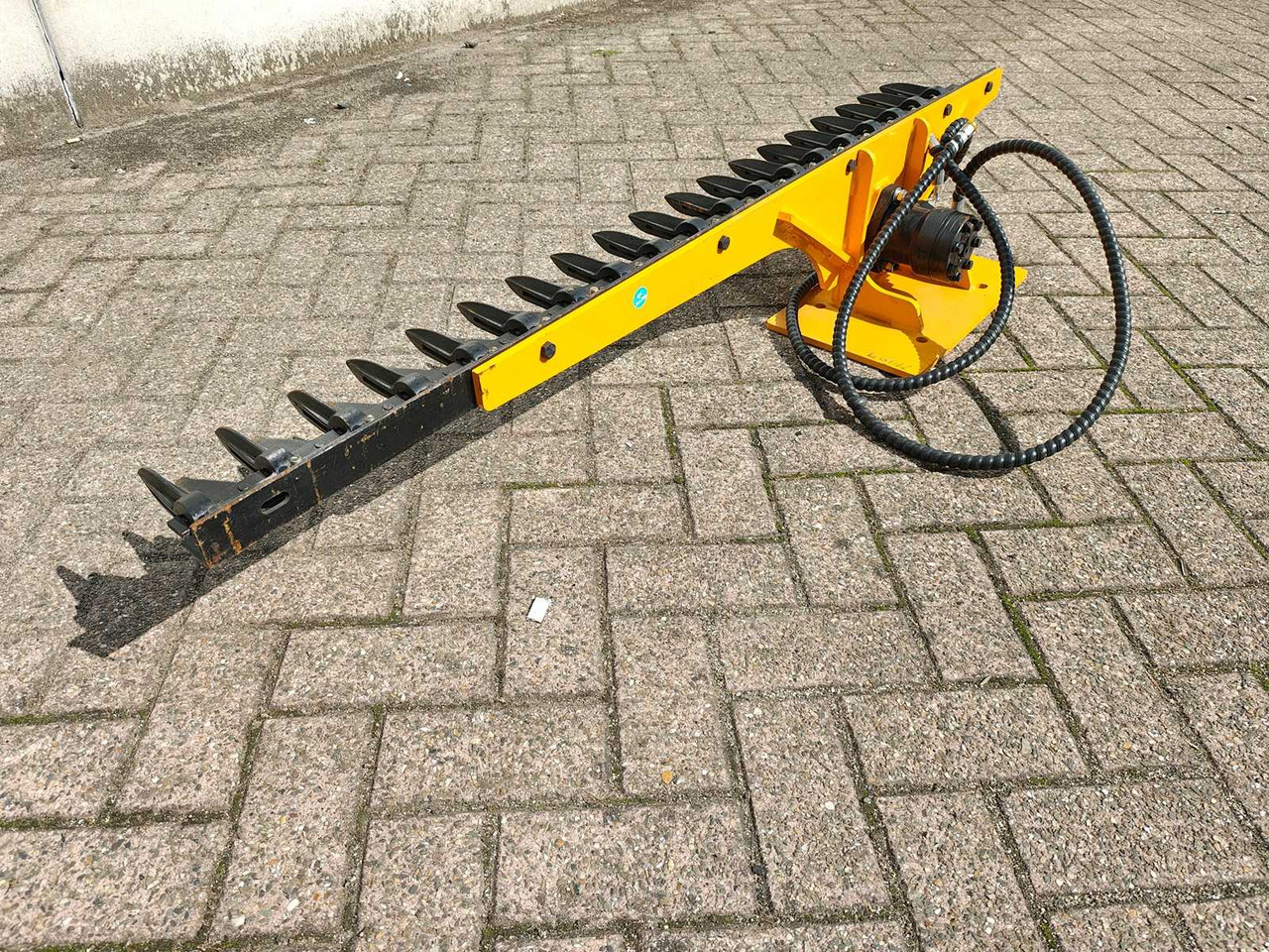 Loppers for mini excavator - Лесной мульчер: фото 1 Loppers for mini excavator - Лесной мульчер: фото 1