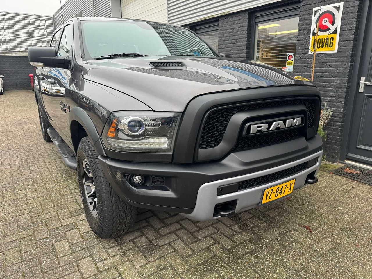 DODGE RAM 1500 5.7 V8 CC 5'7 REBEL | VZ-847-X I - Лёгкий коммерческий автомобиль: фото 5 DODGE RAM 1500 5.7 V8 CC 5'7 REBEL | VZ-847-X I - Лёгкий коммерческий автомобиль: фото 5