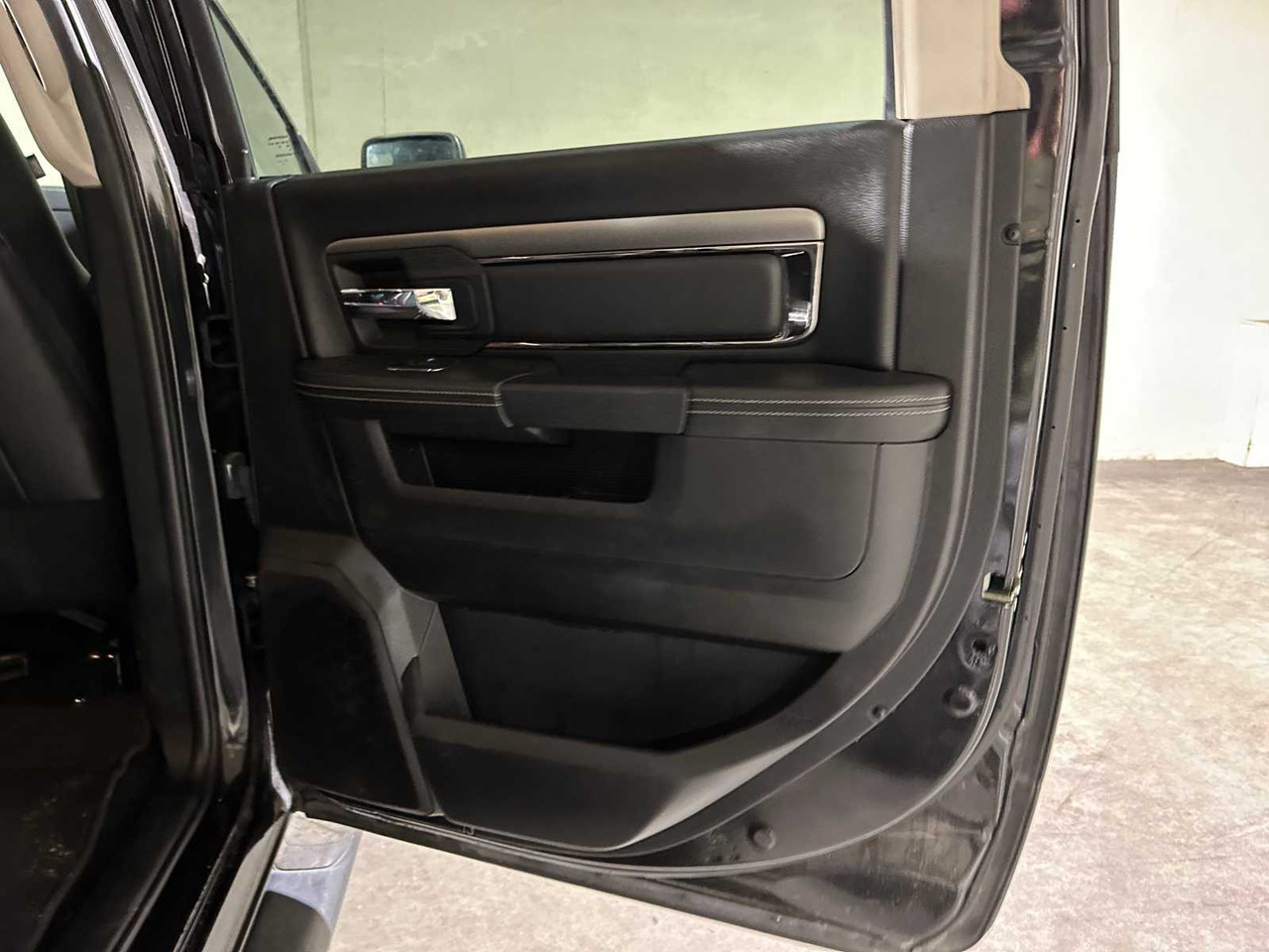 Лёгкий коммерческий автомобиль DODGE RAM 1500 5.7 V8 QUAD CAB 6'4 401HP 2018, V-442-LL COMMERCIAL VEHICLE: фото 38 Лёгкий коммерческий автомобиль DODGE RAM 1500 5.7 V8 QUAD CAB 6'4 401HP 2018, V-442-LL COMMERCIAL VEHICLE: фото 38