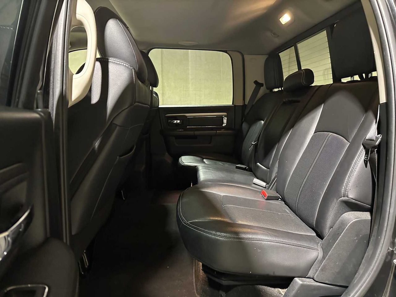 Лёгкий коммерческий автомобиль DODGE RAM 1500 5.7 V8 QUAD CAB 6'4 401HP 2018, V-442-LL COMMERCIAL VEHICLE: фото 34 Лёгкий коммерческий автомобиль DODGE RAM 1500 5.7 V8 QUAD CAB 6'4 401HP 2018, V-442-LL COMMERCIAL VEHICLE: фото 34