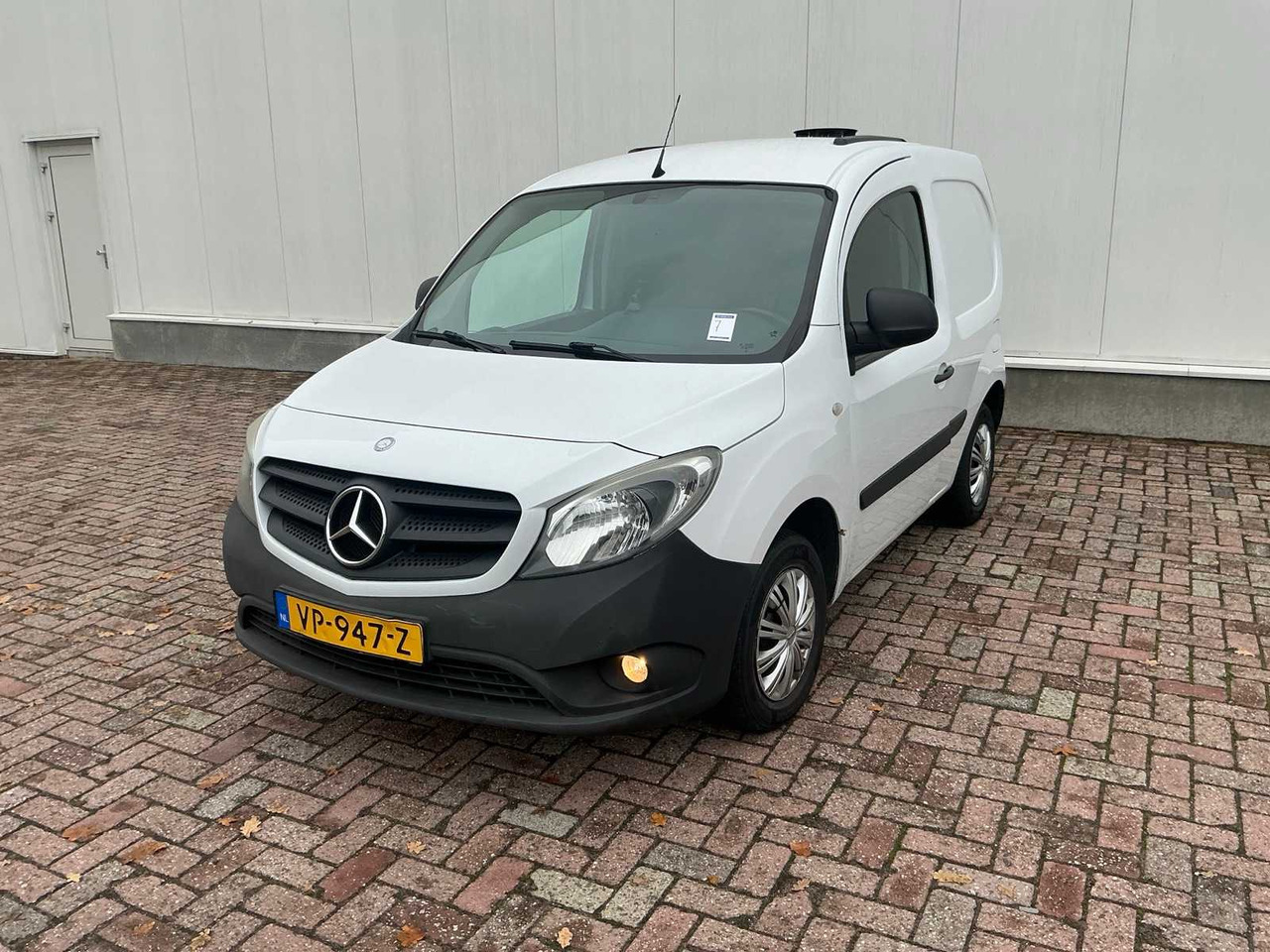 MERCEDES-BENZ CITAN 2015 - Лёгкий коммерческий автомобиль: фото 1 MERCEDES-BENZ CITAN 2015 - Лёгкий коммерческий автомобиль: фото 1