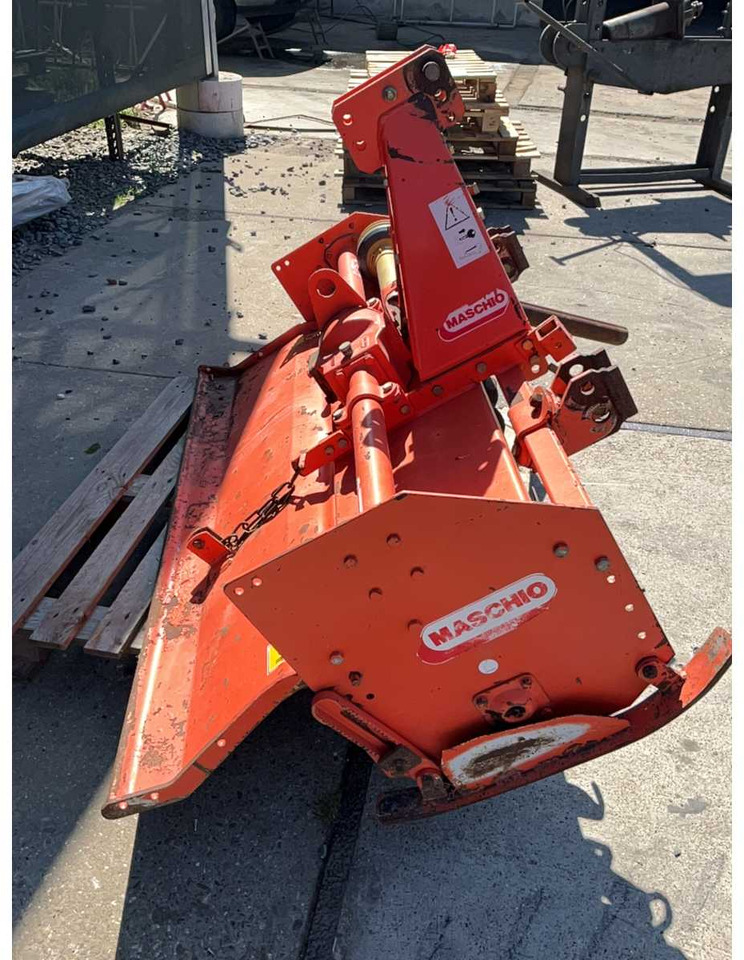 Maschio A140 - Почвофреза: фото 4 Maschio A140 - Почвофреза: фото 4