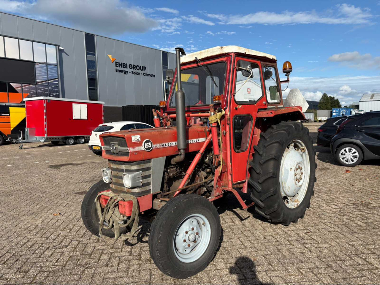 Massey ferguson 155 - Трактор: фото 2 Massey ferguson 155 - Трактор: фото 2