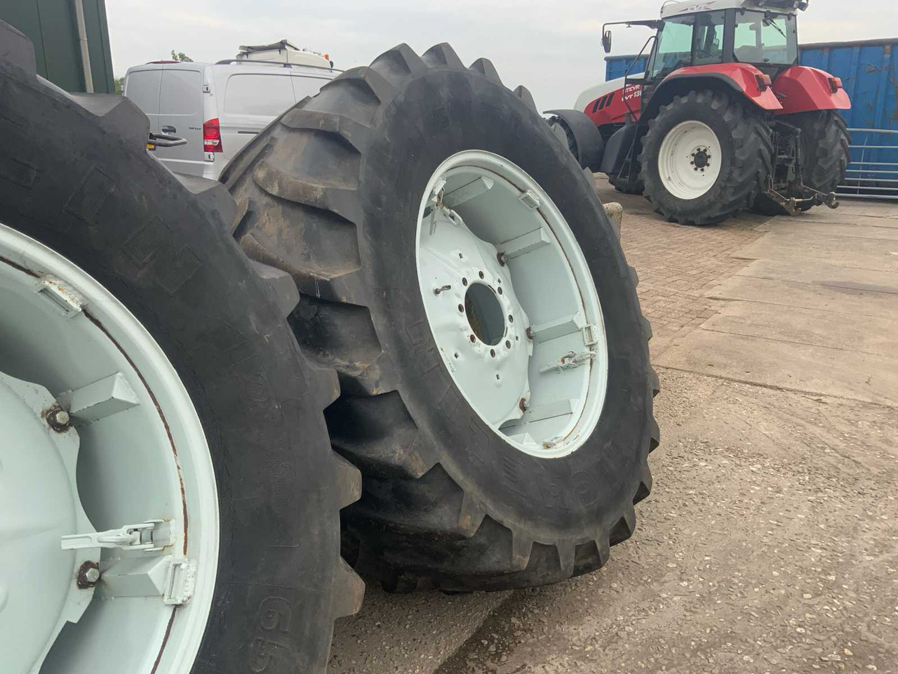 Michelin XM108 - Шины и диски для Тракторов: фото 4 Michelin XM108 - Шины и диски для Тракторов: фото 4