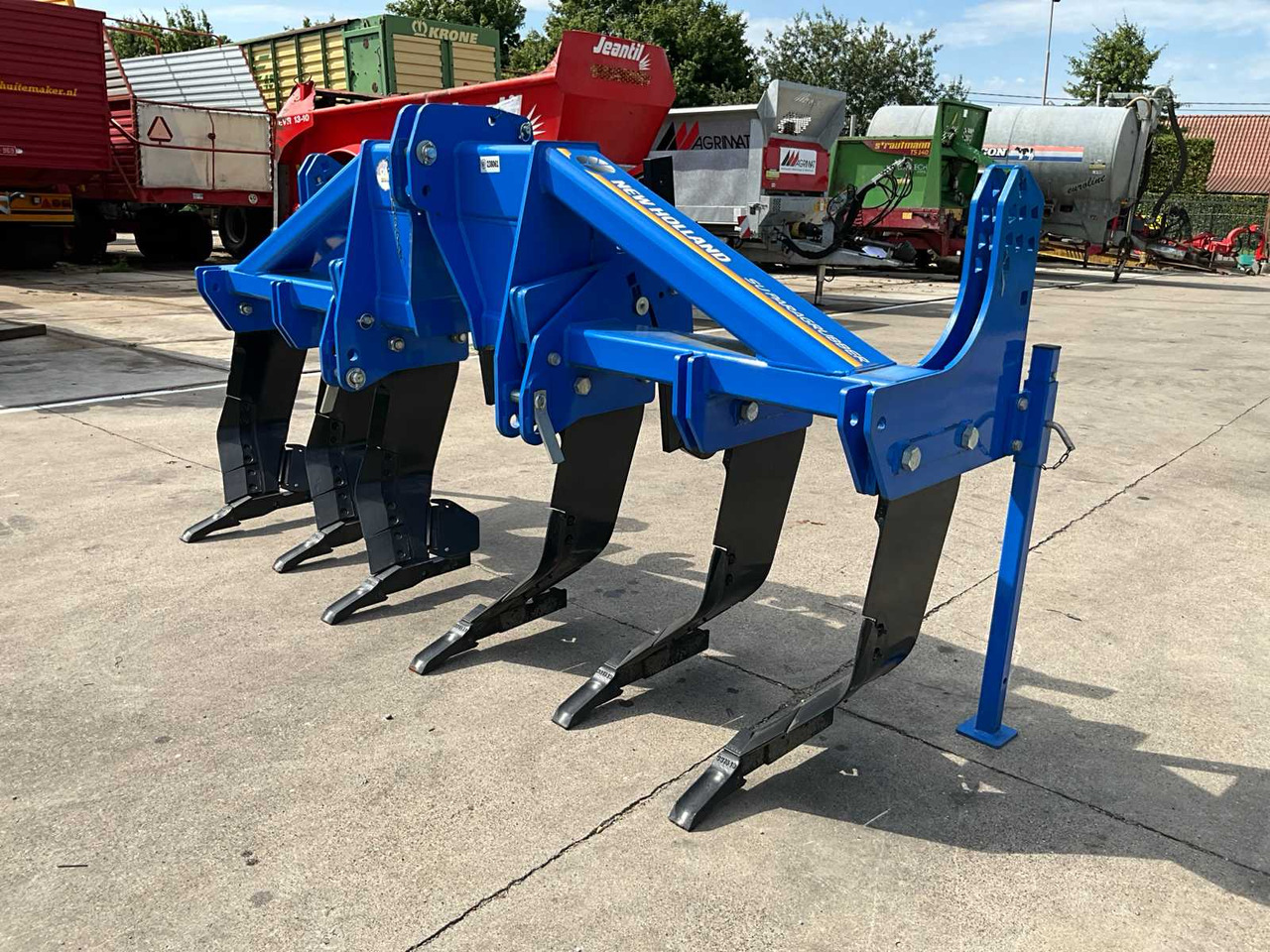 New Holland SU Paragrubber 300 - Глубокорыхлитель: фото 1 New Holland SU Paragrubber 300 - Глубокорыхлитель: фото 1