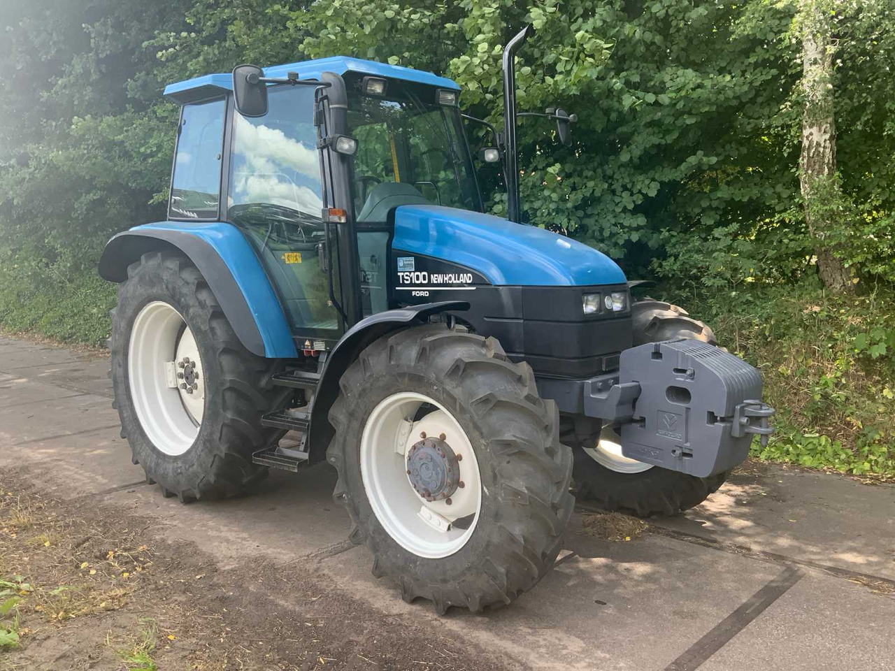 New holland TS-100 - Трактор: фото 2 New holland TS-100 - Трактор: фото 2
