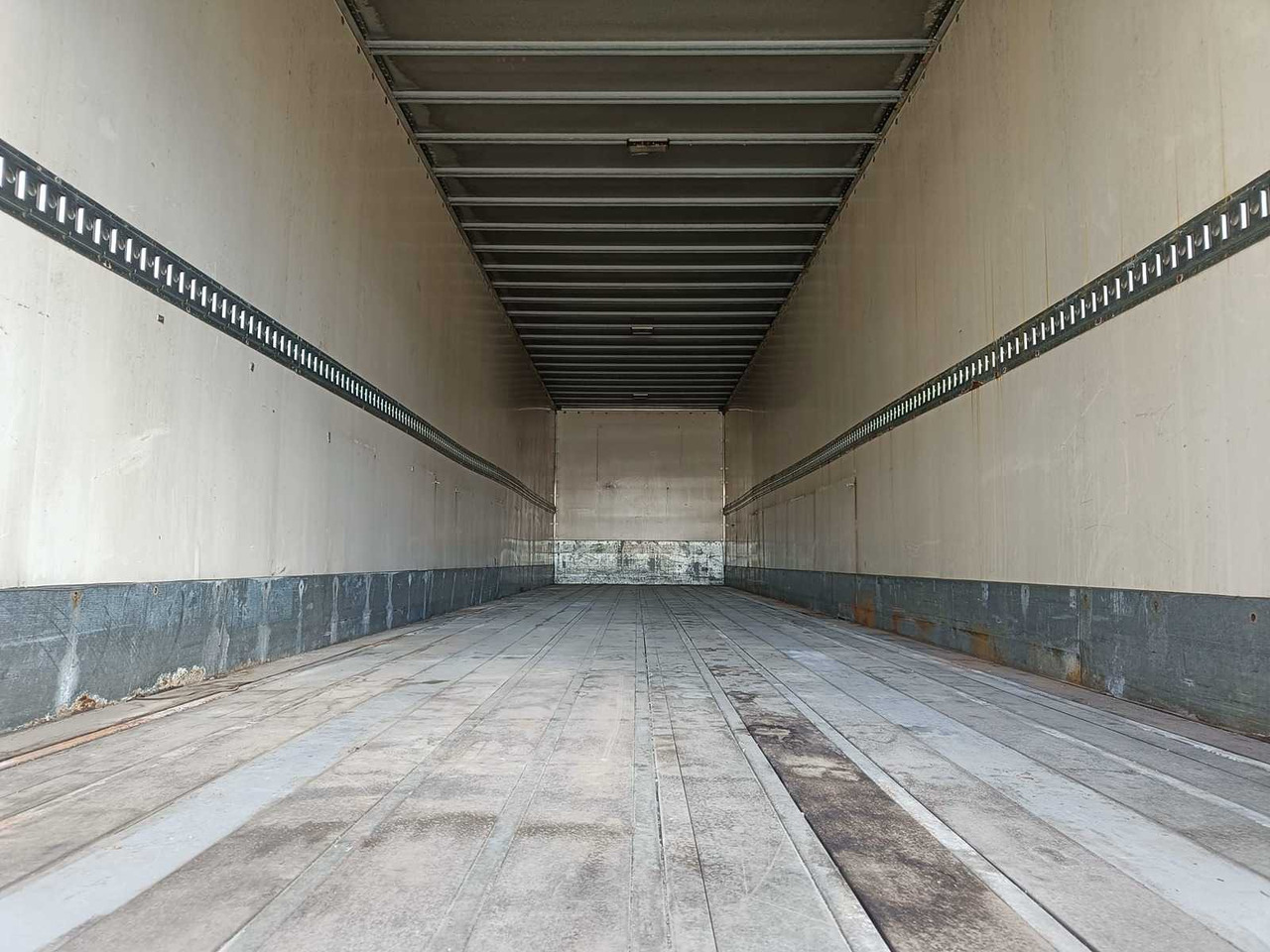 1992 RENDERS ROC 12.18 SEMI-TRAILER - Полуприцеп: фото 4 1992 RENDERS ROC 12.18 SEMI-TRAILER - Полуприцеп: фото 4